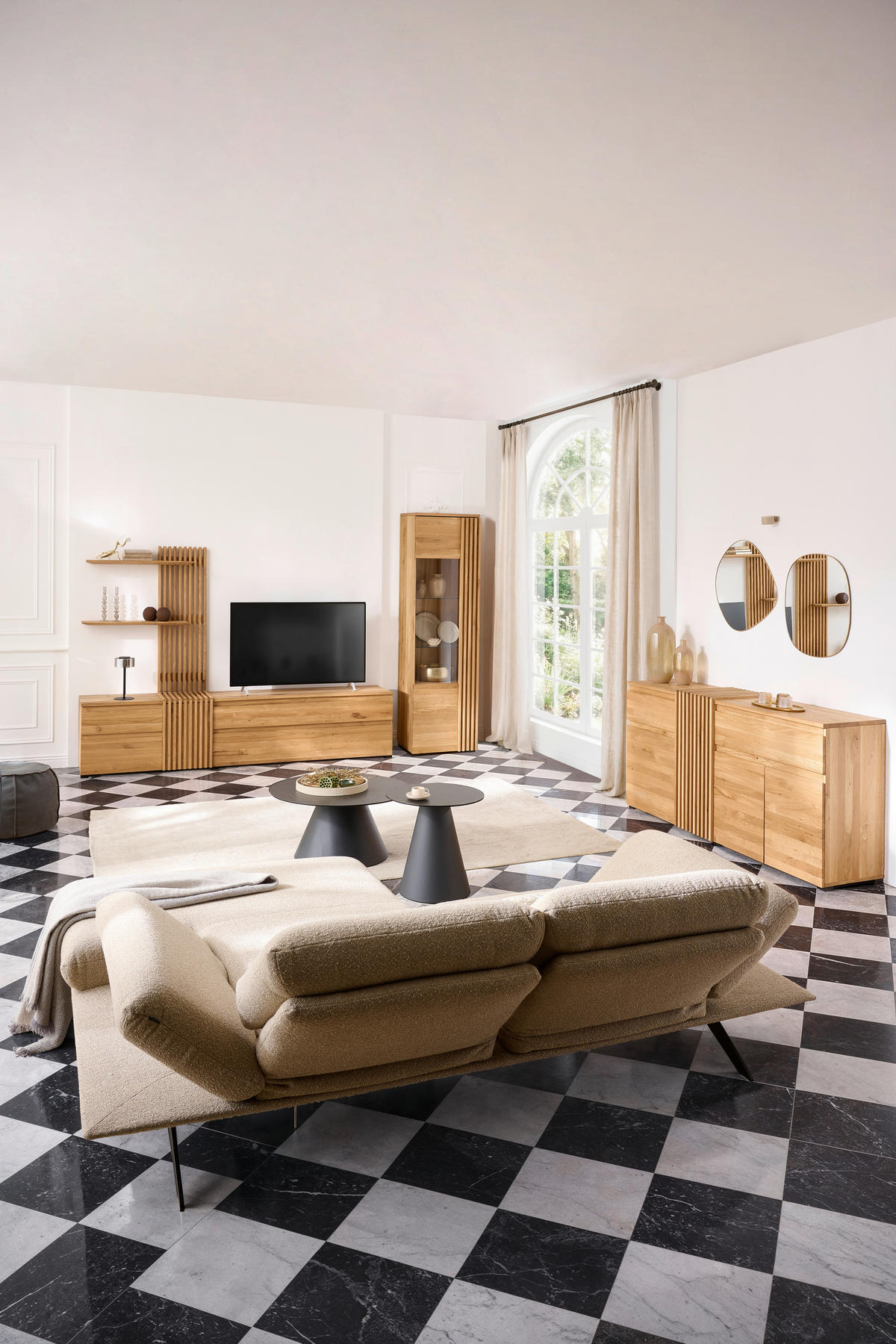 WOHNWAND  in Eichefarben  248,8/175,3/44 cm  - Eichefarben/Schwarz, Natur, Holz (248,8/175,3/44cm) - Linea Natura