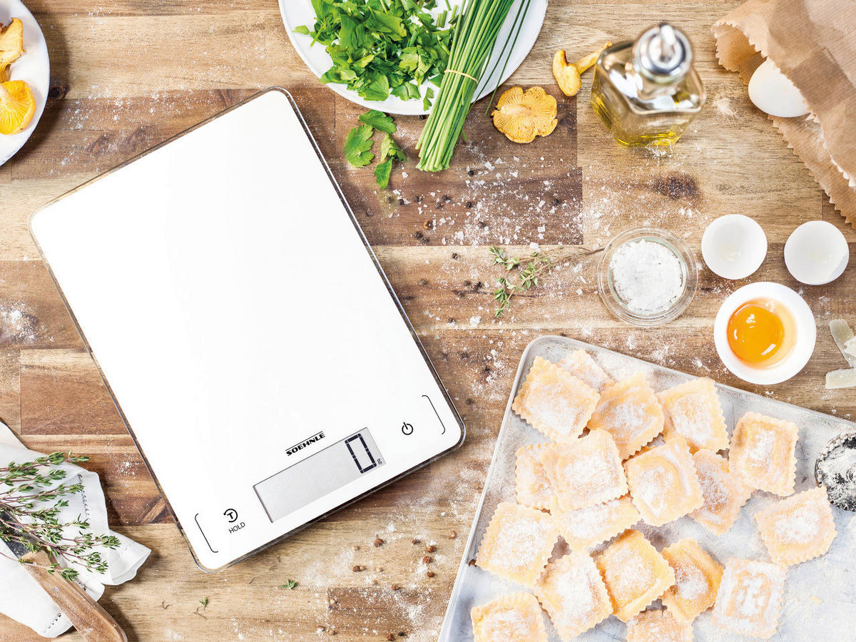 ELEKTRICKÁ KUCHYNSKÁ VÁHA - strieborná, Basics, plast/sklo (20/1,9/27cm) - Soehnle