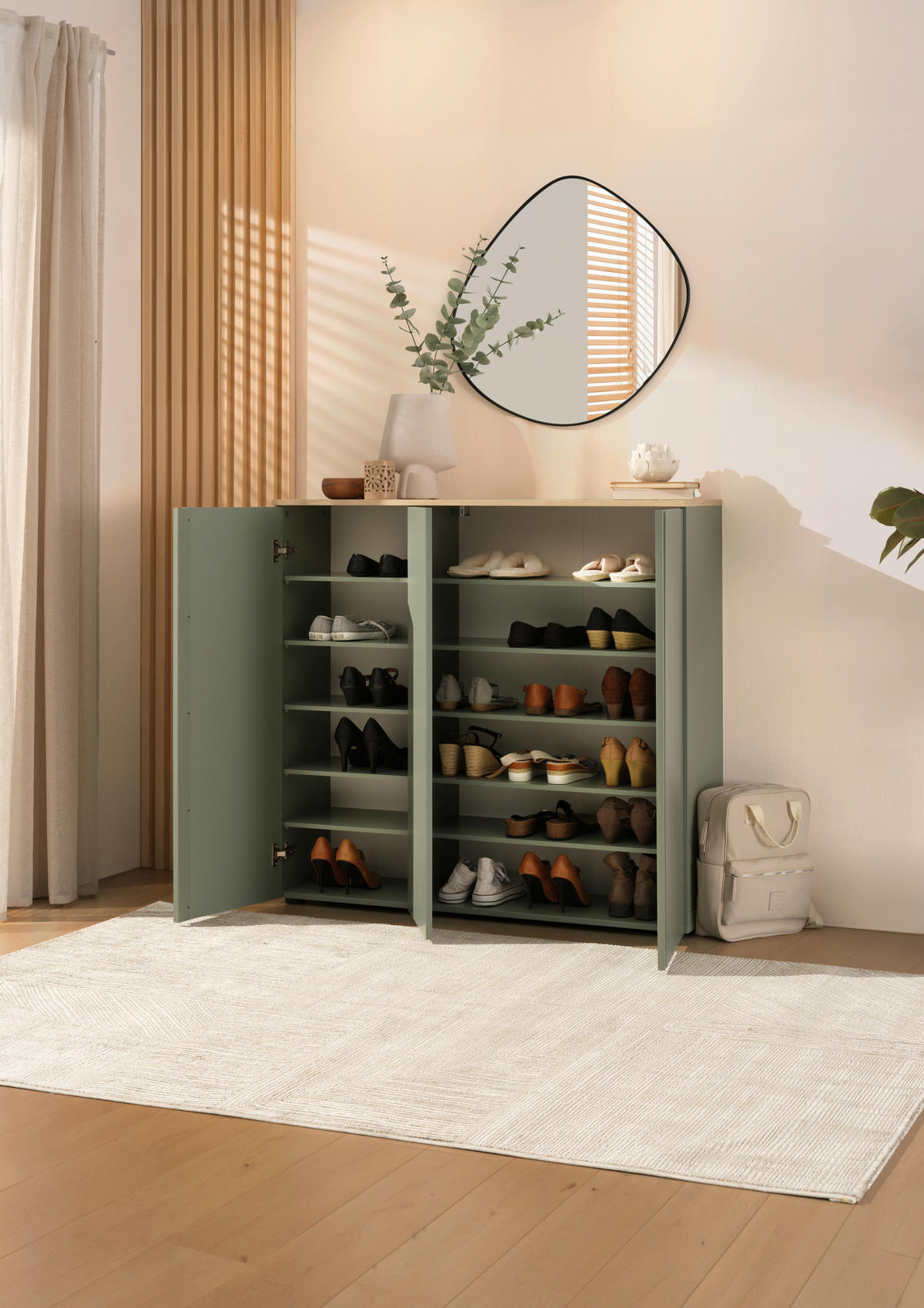 SCHUHSCHRANK Grün, Eichefarben  - Eichefarben/Schwarz, Design, Holzwerkstoff/Kunststoff (120,3/113,2/34cm) - Voleo