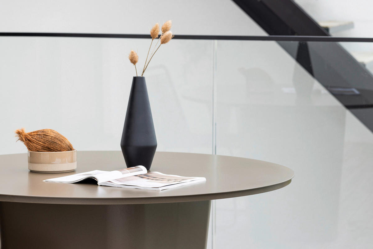 UTEBORD metall rund  - brun, Modern, metall (120/75cm) - Gardenson