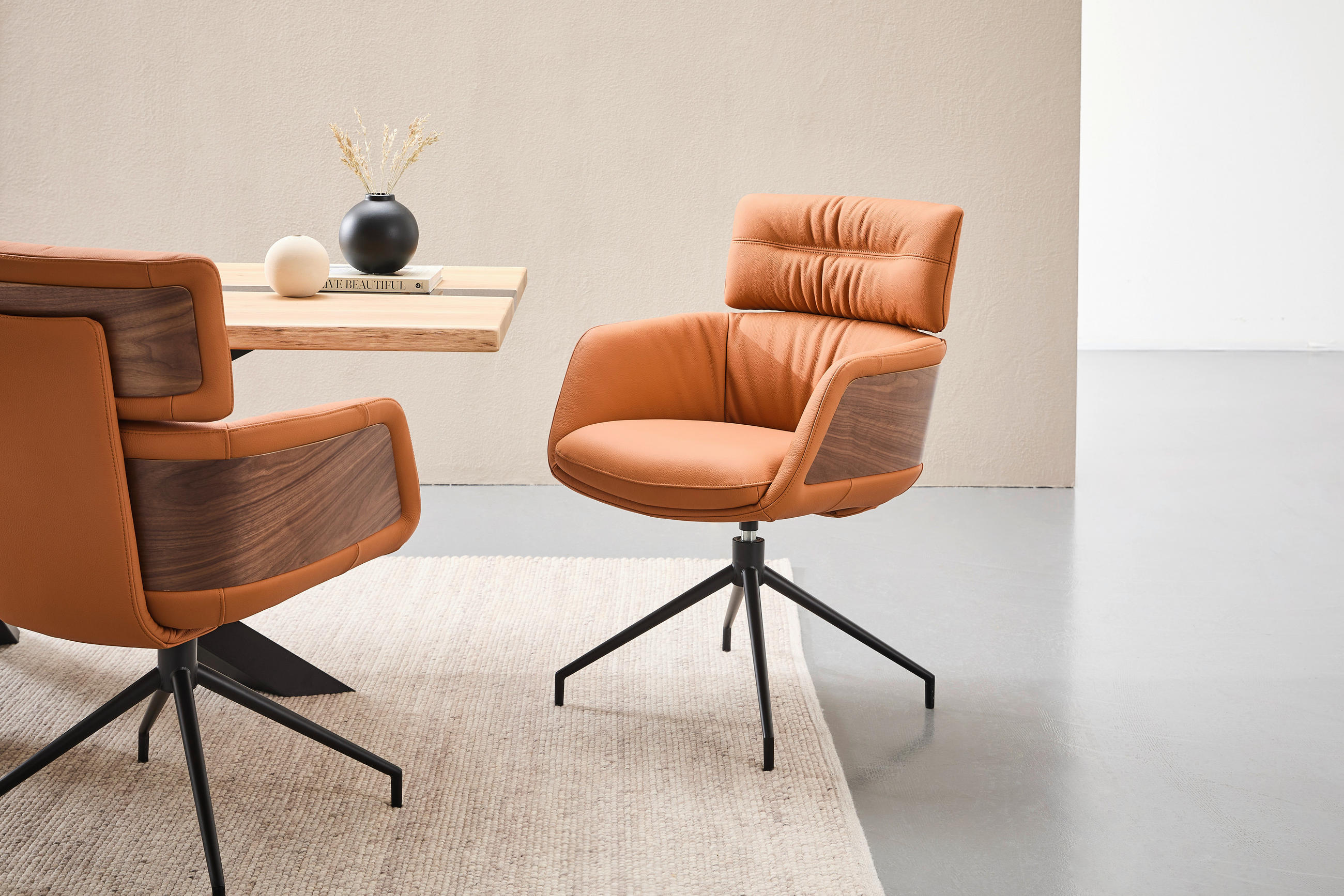 ARMLEHNSTUHL  in Eisen Echtleder pigmentiert  - Cognac/Walnussfarben, Design, Leder/Holz (62/92/66cm) - Dieter Knoll