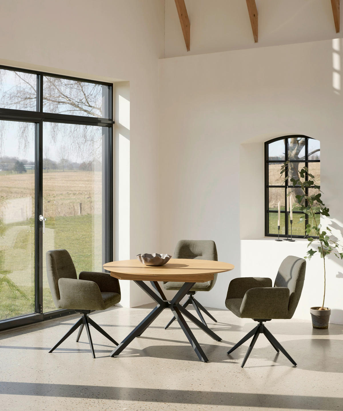 ARMLEHNSTUHL  in  - Schwarz/Olivgrün, MODERN, Textil/Metall (57,5/88/62cm) - Livetastic