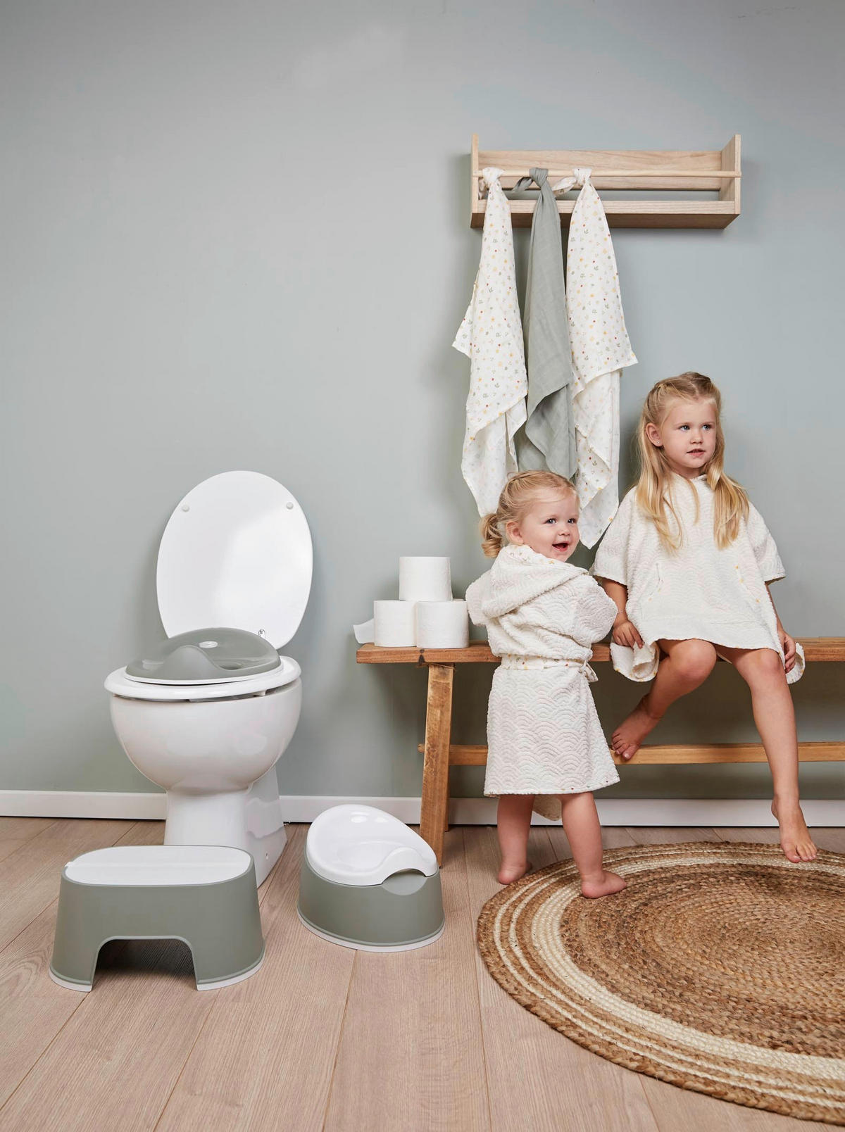 TOILETTENTRAINER Breeze Green  - Grün, Basics, Kunststoff (36,5/30,5/8,5cm) - Bebe Jou