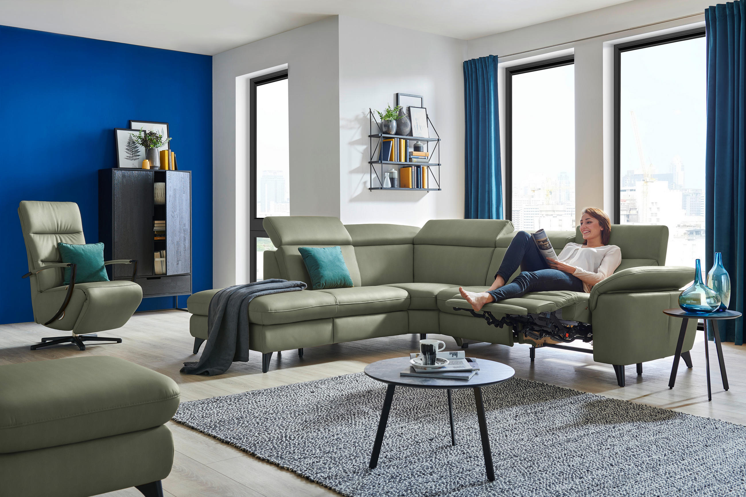 ECKSOFA in Echtleder Grün  - Schwarz/Grün, Design, Leder/Metall (239/285cm) - Cantus