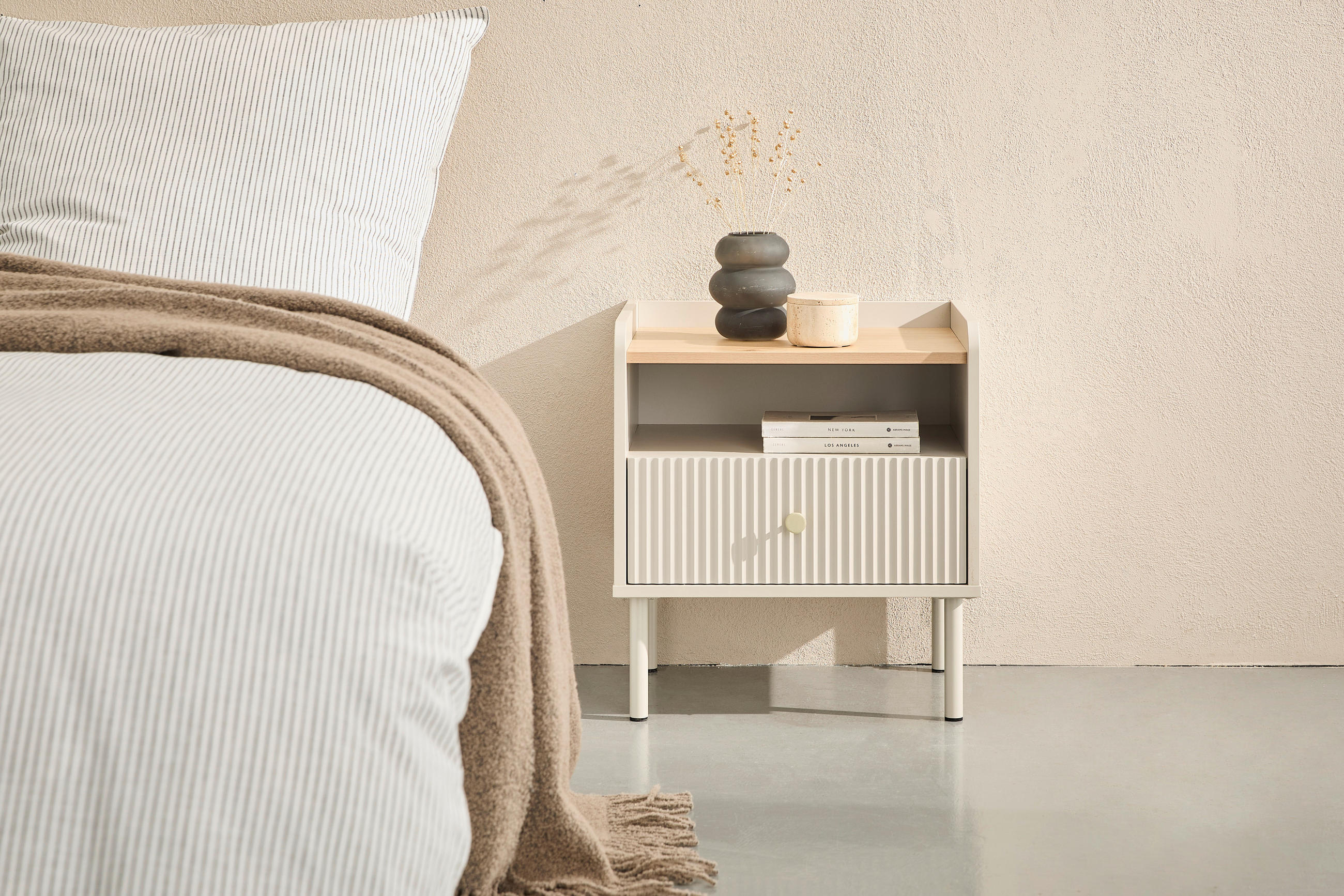 NACHTSCHRANK 50/54/40 cm  - Eichefarben/Goldfarben, Design, Holzwerkstoff/Metall (50/54/40cm) - Milino