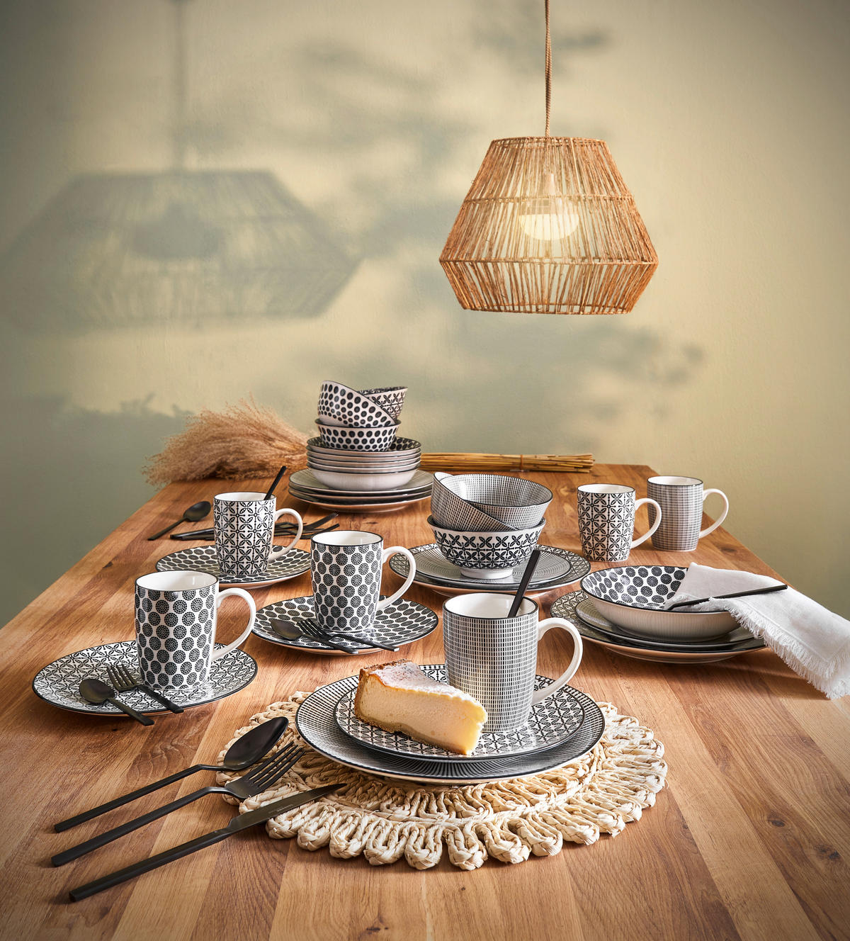 KOMBINOVANÝ SERVIS, 30-dielne, porcelán - čierna/biela, Lifestyle, keramika - Ritzenhoff Breker