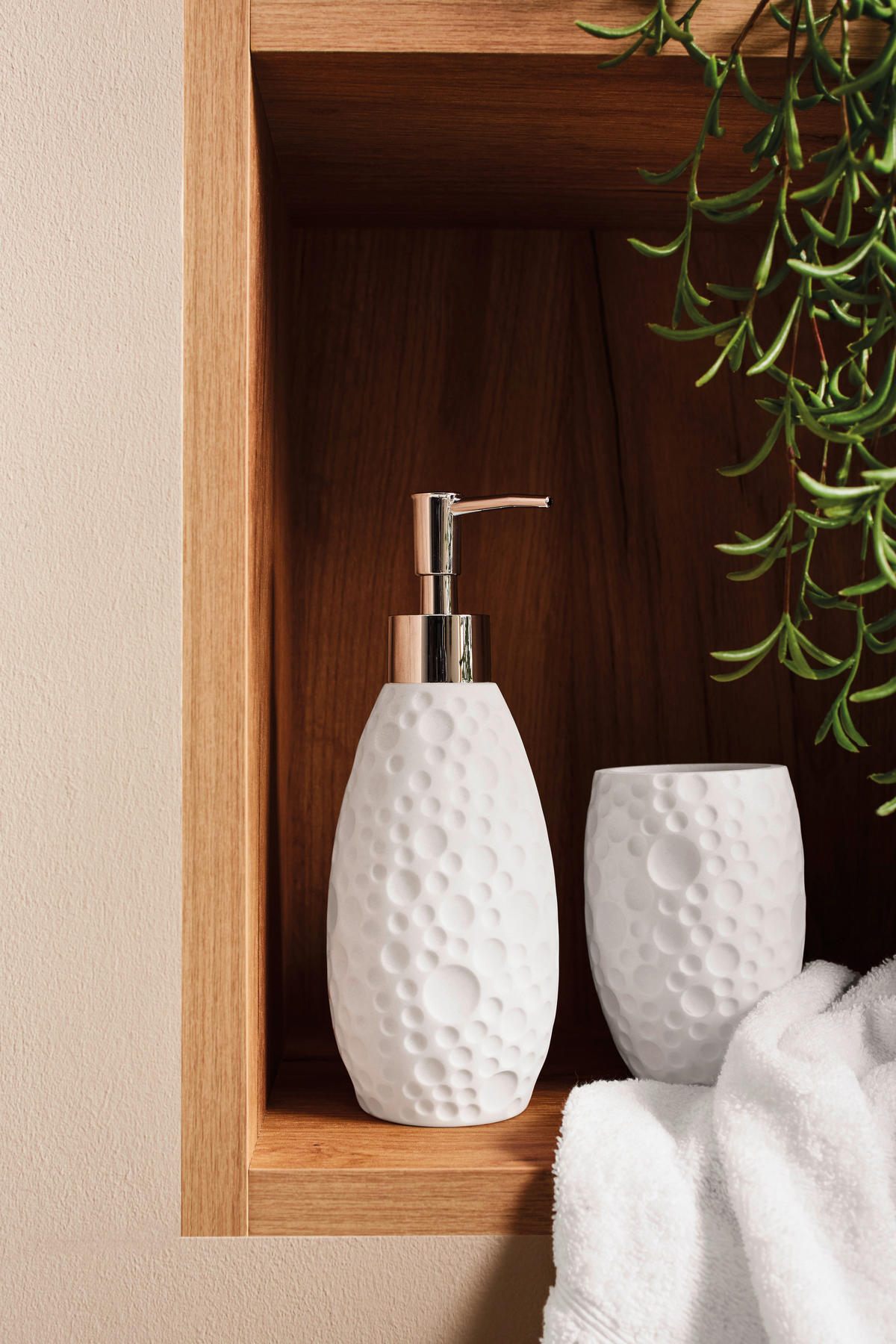 KELÍMEK NA ZUBNÍ KARTÁČEK bílá - bílá, Design, plast (7,6/10,8cm) - Kleine Wolke