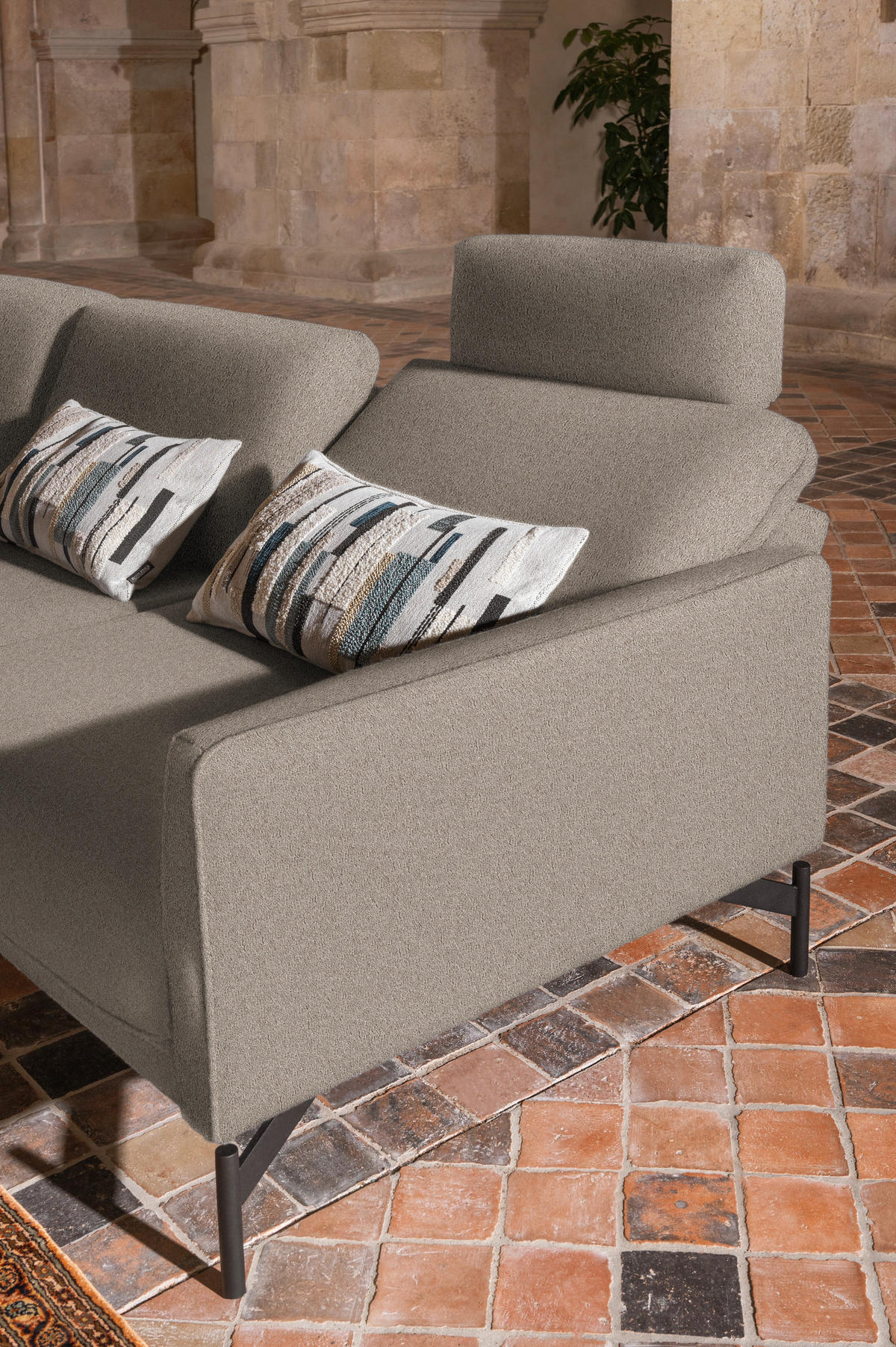 ECKSOFA in Flachgewebe, Struktur Hellbraun  - Hellbraun/Anthrazit, Design, Textil/Metall (230/254cm) - Johann Jakob
