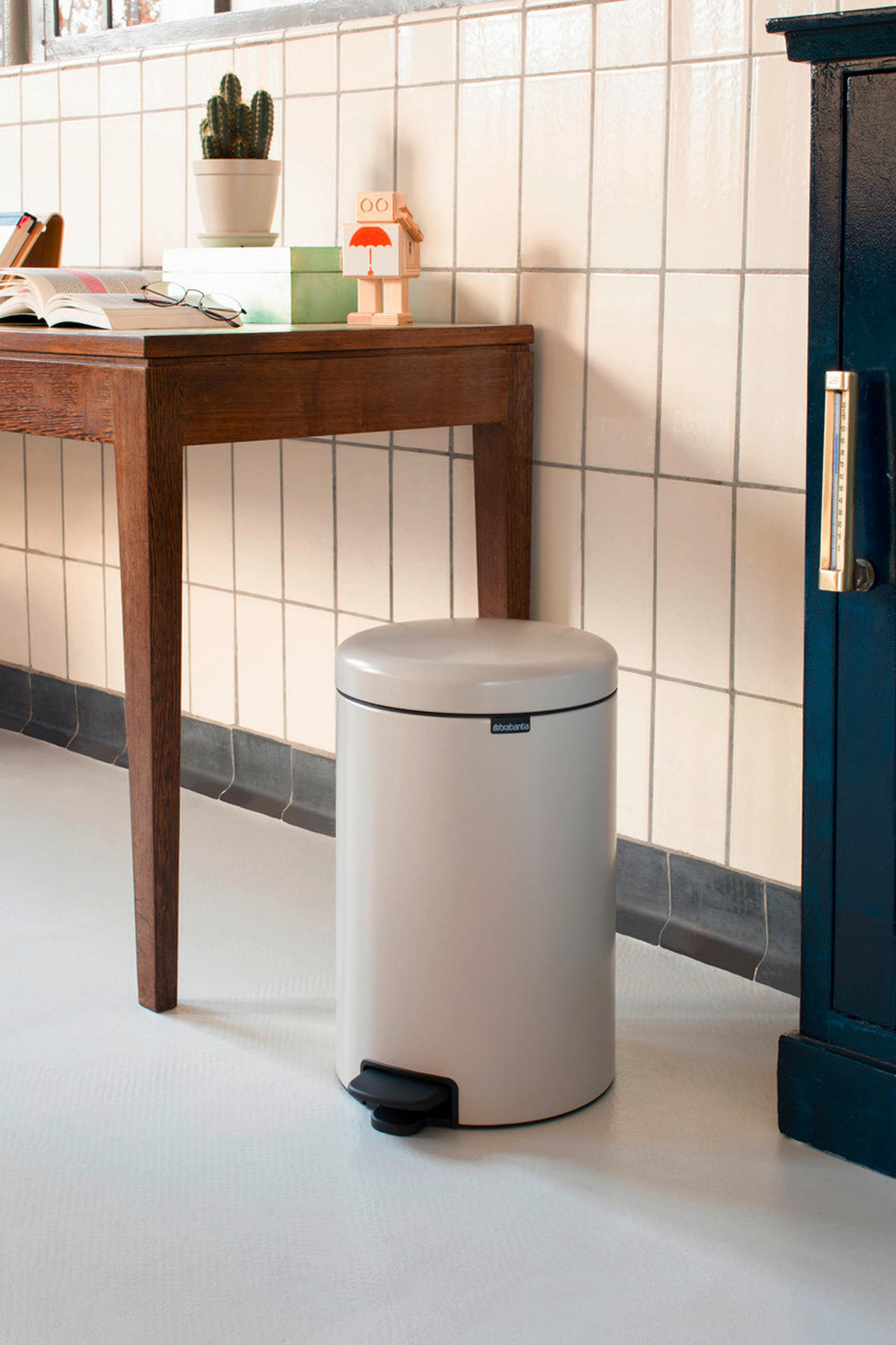 ODPADKOVÝ KÔŠ  20 l - Design (38/29/46,7cm) - Brabantia