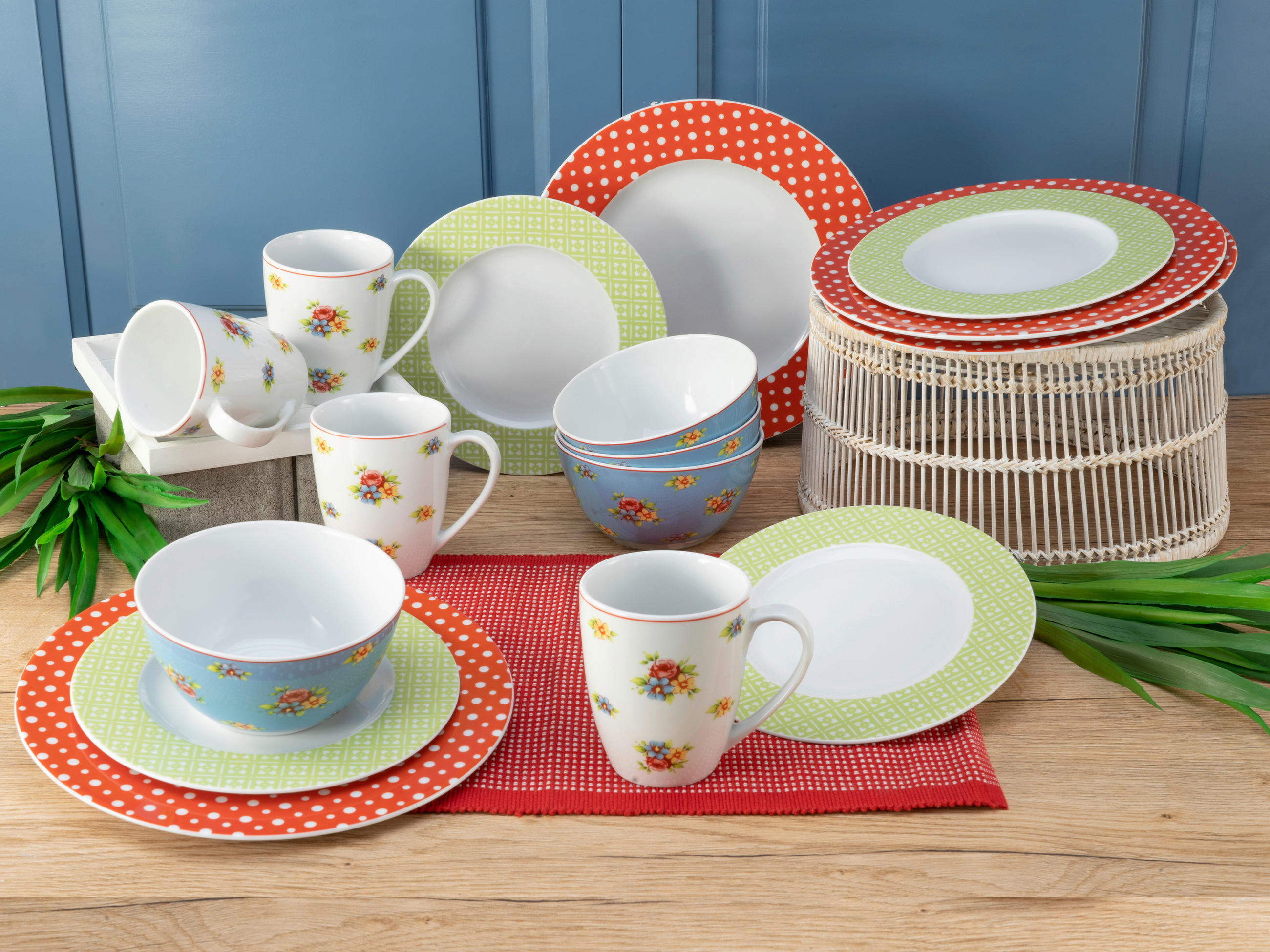 KOMPLETT SERVIS 16 delar  - vit/röd, keramik (32/31,5/33cm) - Creatable