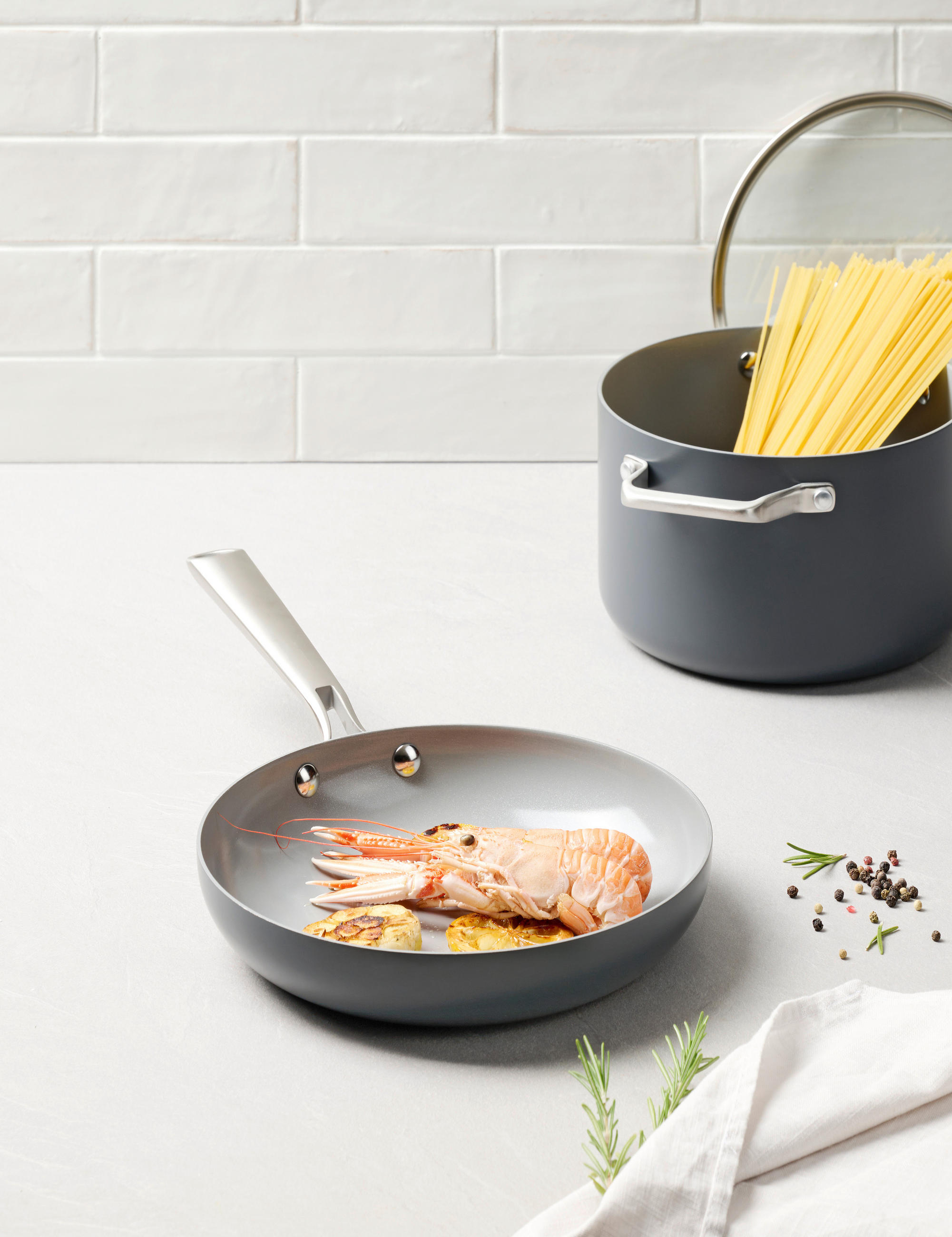 SET DE OALE 5 piese  - transparent/gri, Basics, sticlă/metal - Homeware Profession.