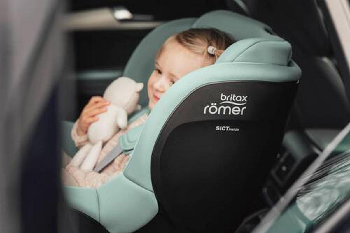REBOARDER-KINDERSITZ DUALIFIX 5Z inkl. Vario Base 5Z  - Basics, Textil - Britax Römer