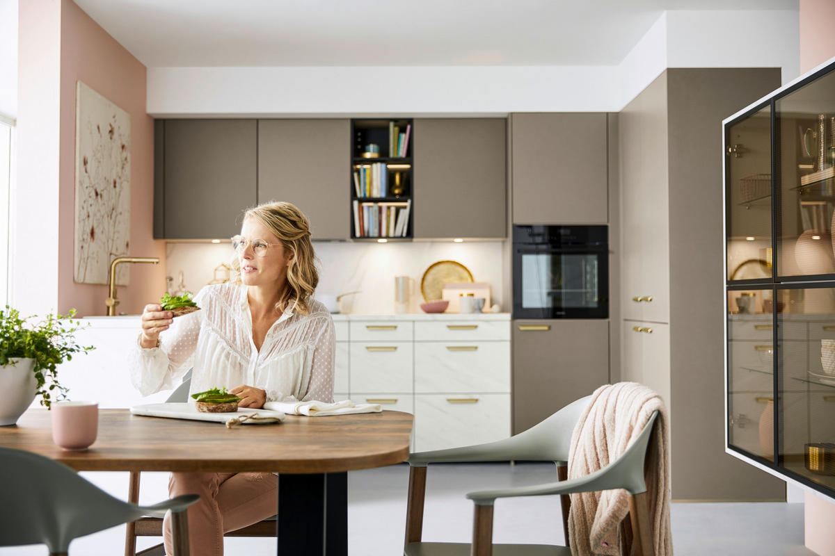 EINBAUKÜCHE TARA  - Design, Holzwerkstoff - Novel