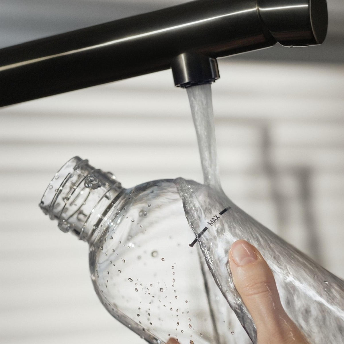 WASSERSPRUDLER-FLASCHE  - Transparent, Basics, Kunststoff (8,6/8,6/29,3cm) - WMF