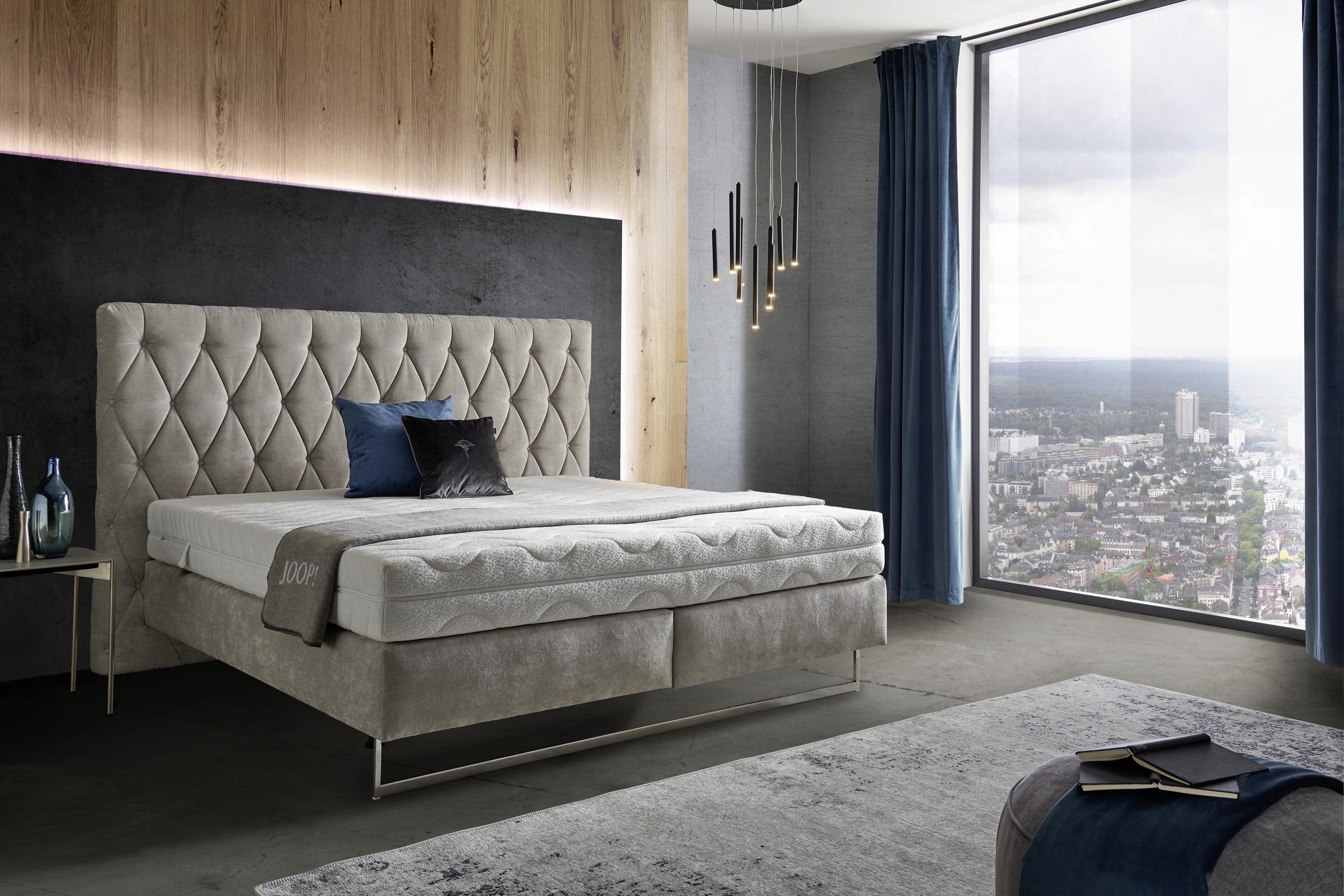 BOXSPRINGBETT 180/200 cm  in Hellgrau  - Chromfarben/Hellgrau, Design, Textil (180/200cm) - Joop!