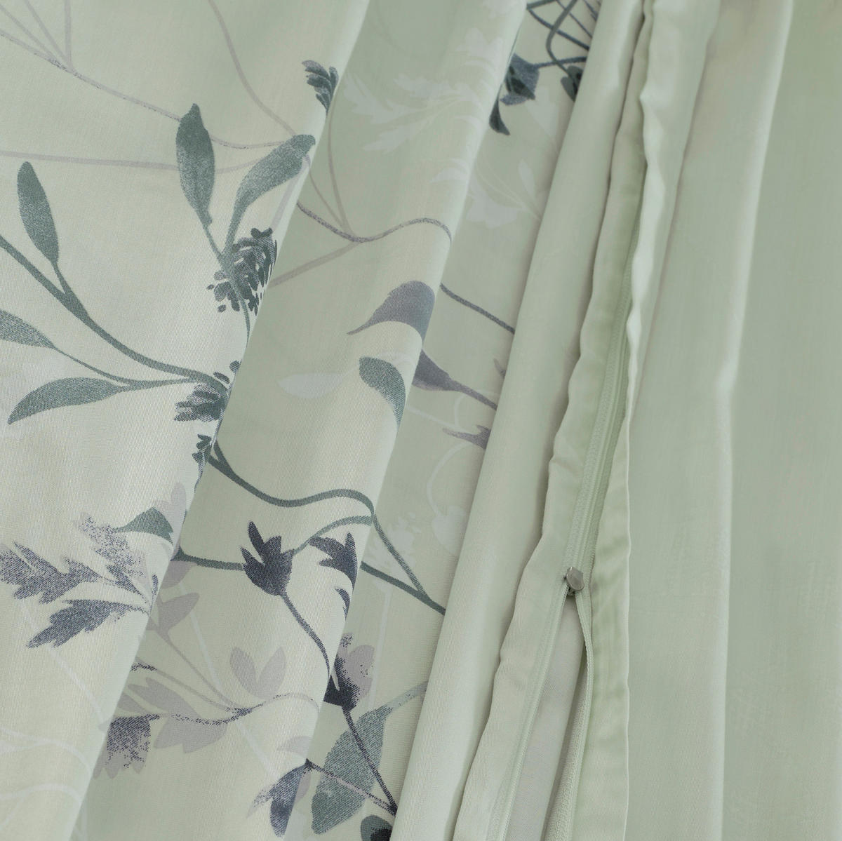 BETTWÄSCHE 4-teilig Satin 140/200 cm  - Salbeigrün, Design, Textil (140/200cm) - Florella