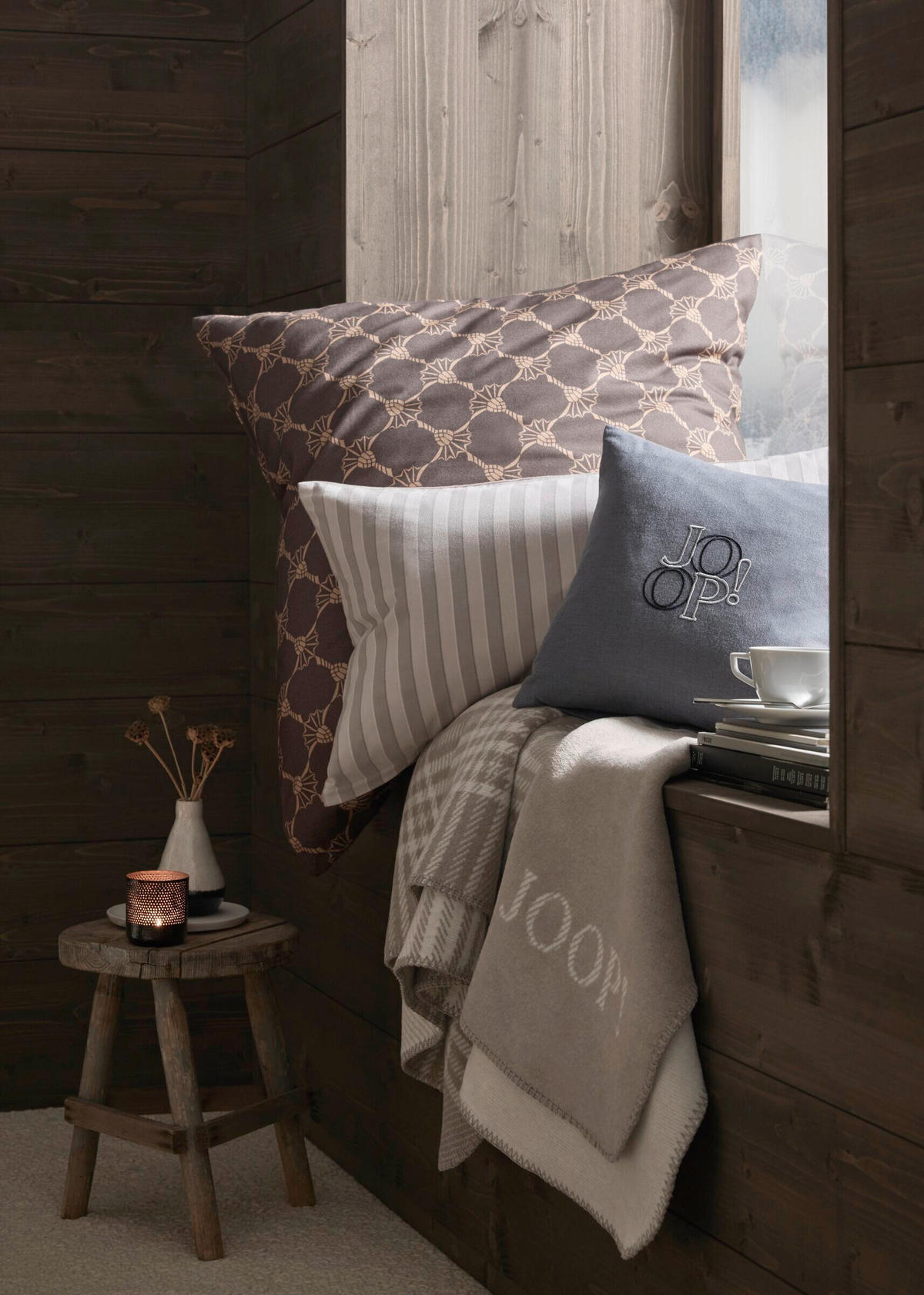 ZIERKISSEN Soft Label 35/35 cm  - Blau, Design, Textil (35/35cm) - Joop!