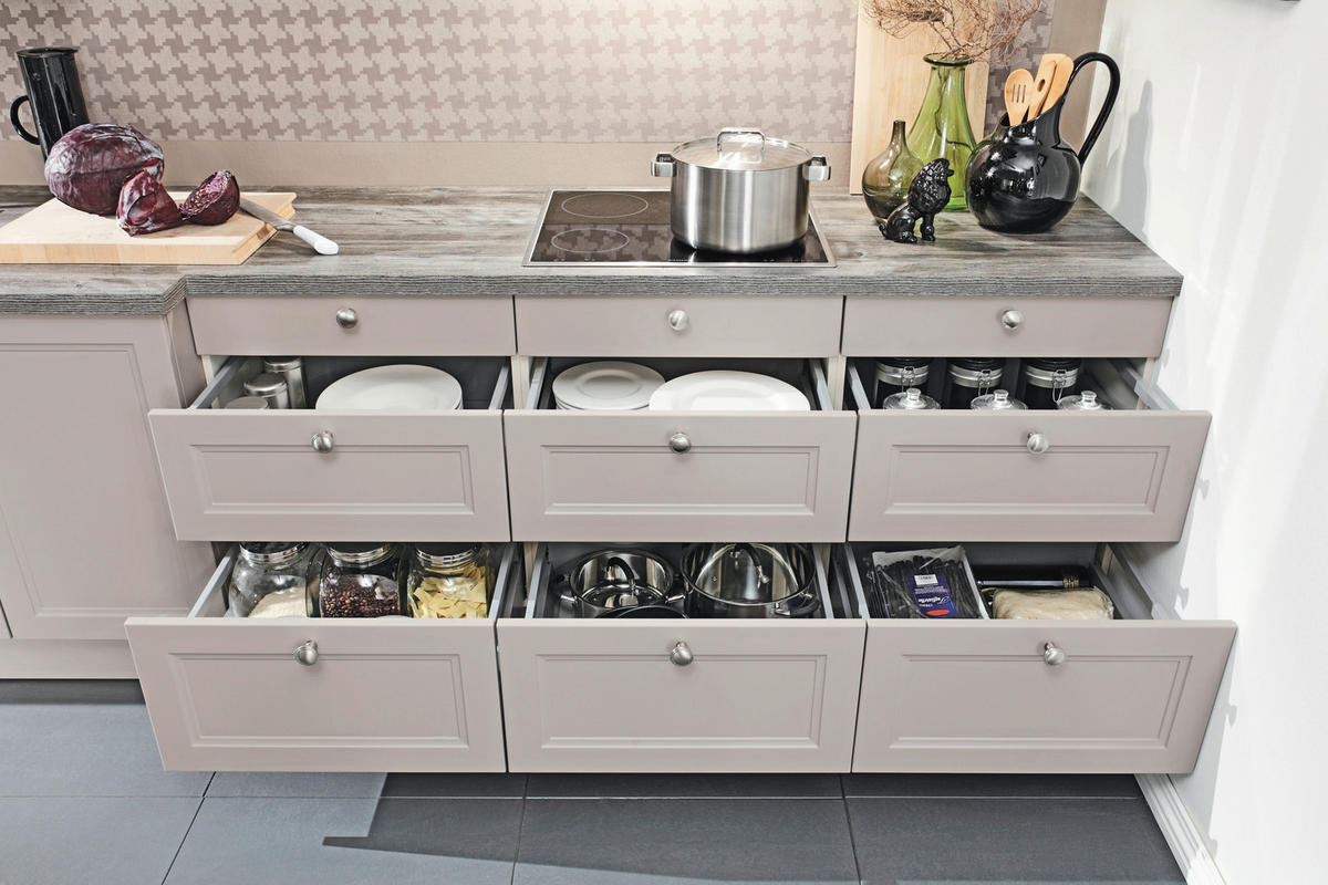 KUCHYNĚ NA MÍRU CAMILLA - Konvenční - Novel