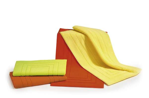 BADEMATTE Dunkelrot 60/100 cm  - Dunkelrot, Basics, Textil (60/100cm) - Vossen