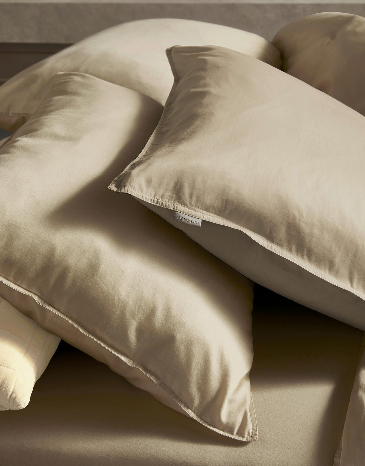 BETTWÄSCHE Satin 200/200 cm  - Grauweiß, Basics, Textil (200/200cm) - Essenza