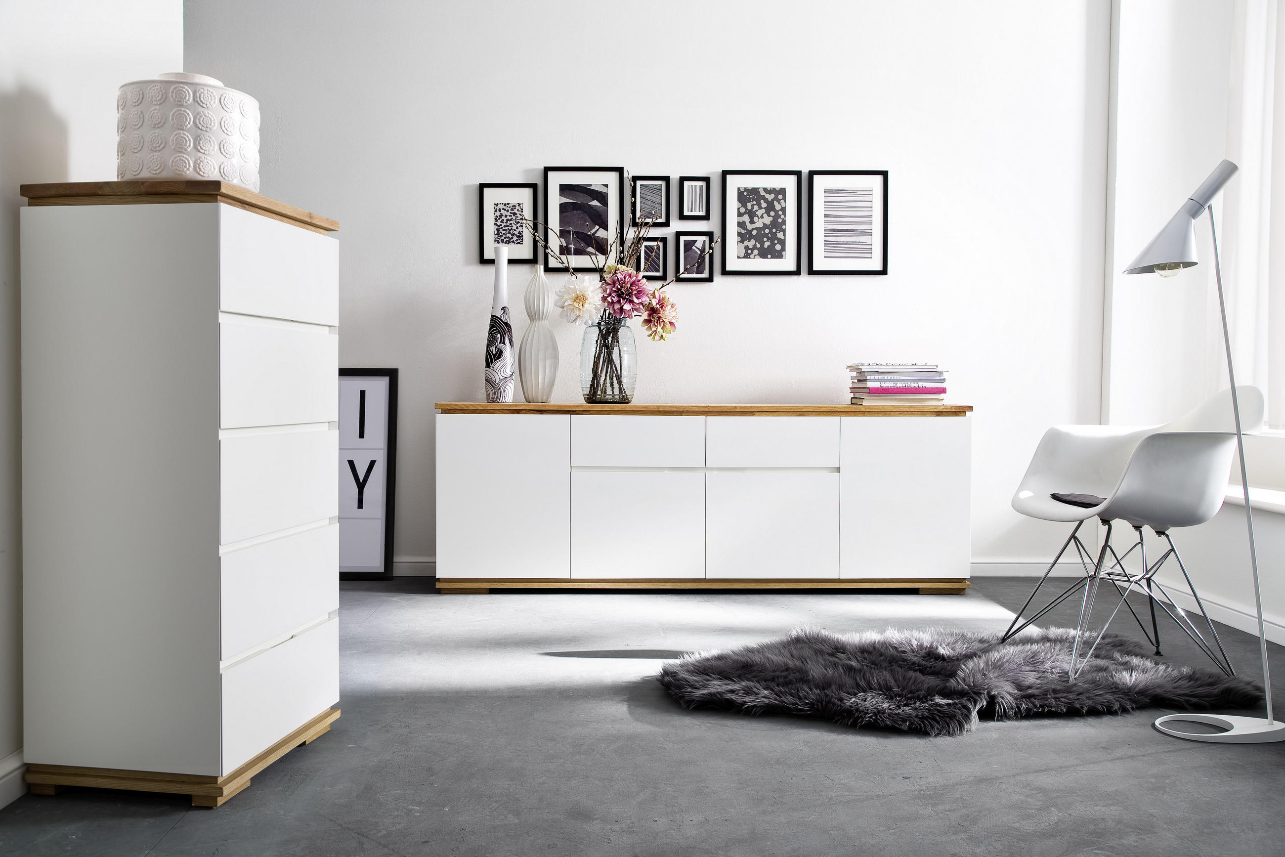 SIDEBOARD Asteiche, Eiche massiv Weiß, Eichefarben - Eichefarben/Weiß, Design, Holz/Holzwerkstoff (182/81/40cm)