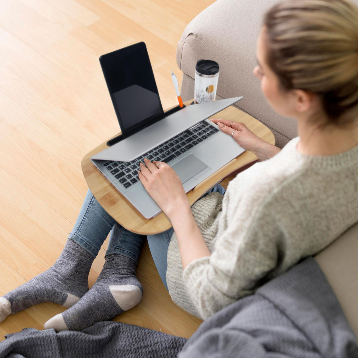LAPTOPSTÖD - brun, Basics, trä/textil (54/9,5/34,5cm) - MID.YOU