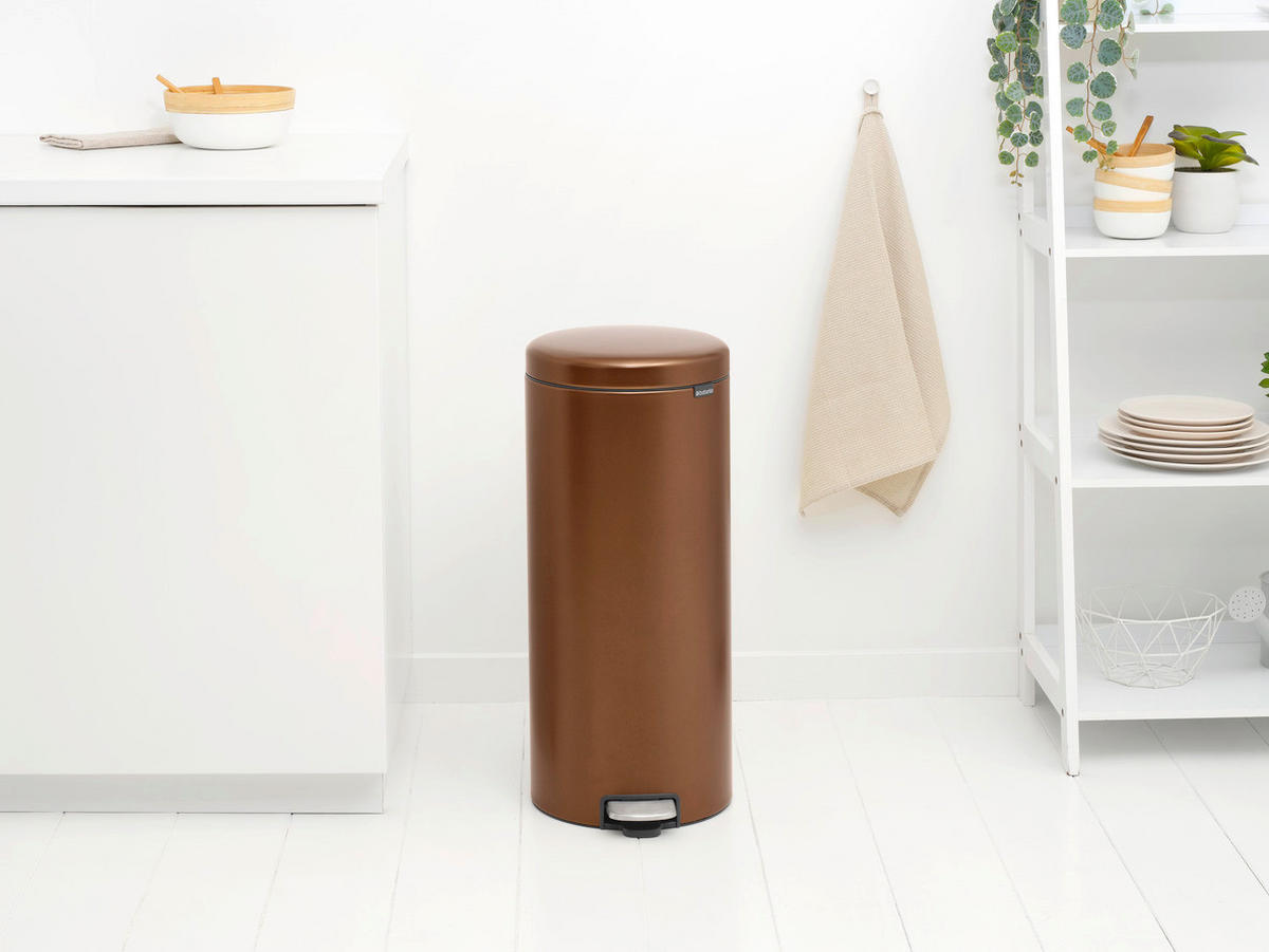 KOŠ S NOŽNOM PAPUČICOM  30 l  New Icon  - brončane boje/antracit, Basics, metal/plastika (29,3/67,9/38cm) - Brabantia
