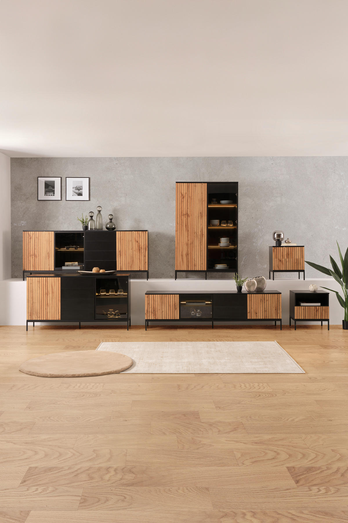 LOWBOARD  in 153,6/56/38 cm  - Eiche Wotan/Schwarz, KONVENTIONELL, Glas/Holzwerkstoff (153,6/56/38cm) - Xora