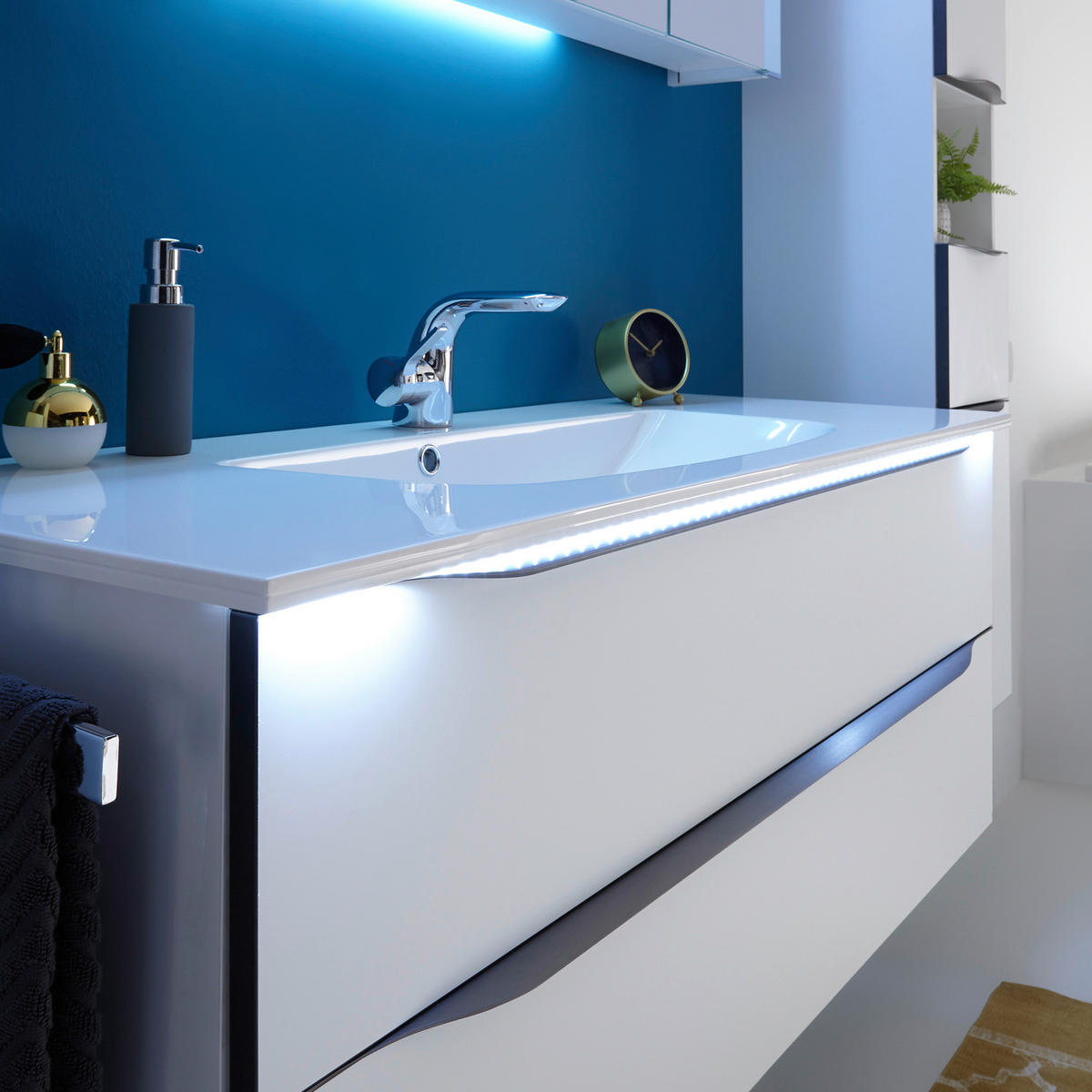 KUPATILO  antracit, bela  - bela/antracit, Konvencionalno, kamen/pločasti materijal (117cm) - Sadena