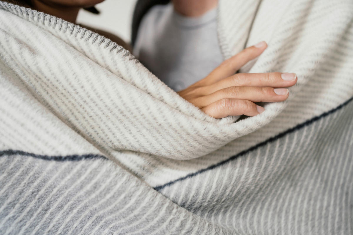 ĆEBE 150/200 cm  AUSTIN  - siva/bela, Konvencionalno, tekstil (150/200cm) - Ibena