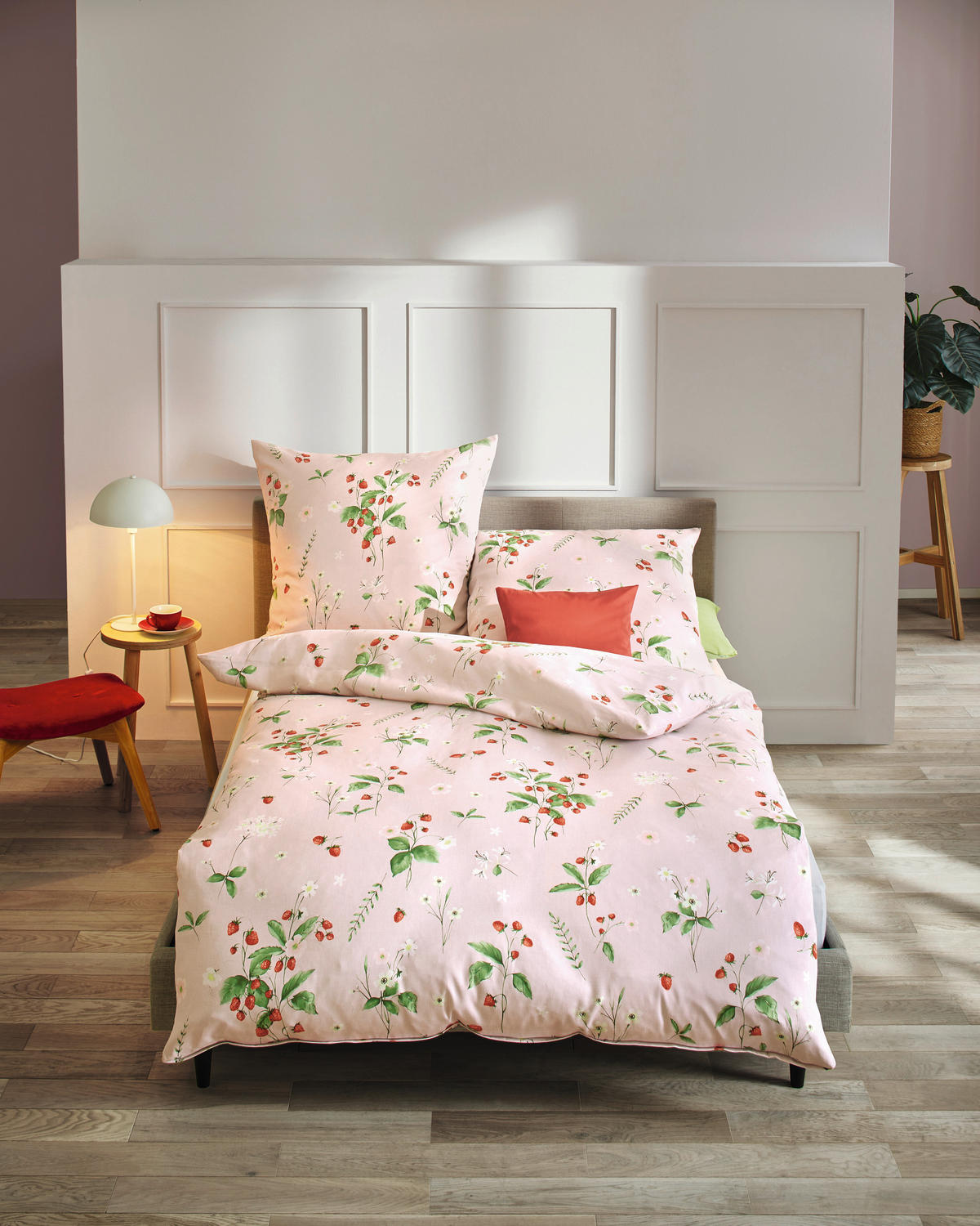 POSTELJNINA WALDERDBEEREN ESSENTIAL 140/200 cm saten temno rdeča  - temno rdeča, Konvencionalno, tekstil (140/200cm) - Kaeppel