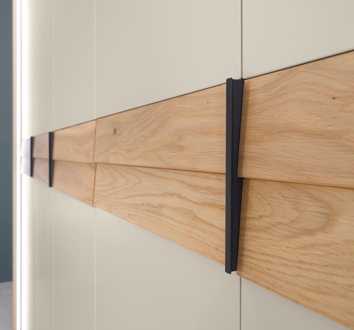DREHTÜRENSCHRANK 249,6/229,4/59,5 cm,  in Eichefarben, Sandfarben, 5 Tür(en)  - Sandfarben/Eichefarben, Design, Holz/Holzwerkstoff (249,6/229,4/59,5cm) - Dieter Knoll