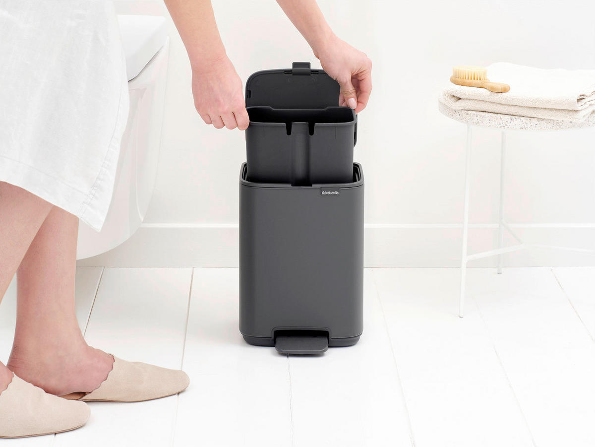 KANTA SA PAPUČICOM  4 l   - tamnosiva/antracit, Konvencionalno, metal/plastika (20/26,8/20,5cm) - Brabantia