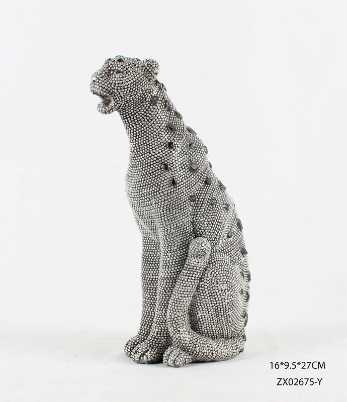 SZOBOR - ezüst/fekete, Design, műanyag (27/9,5/16cm)