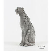 SZOBOR - ezüst/fekete, Design, műanyag (27/9,5/16cm)