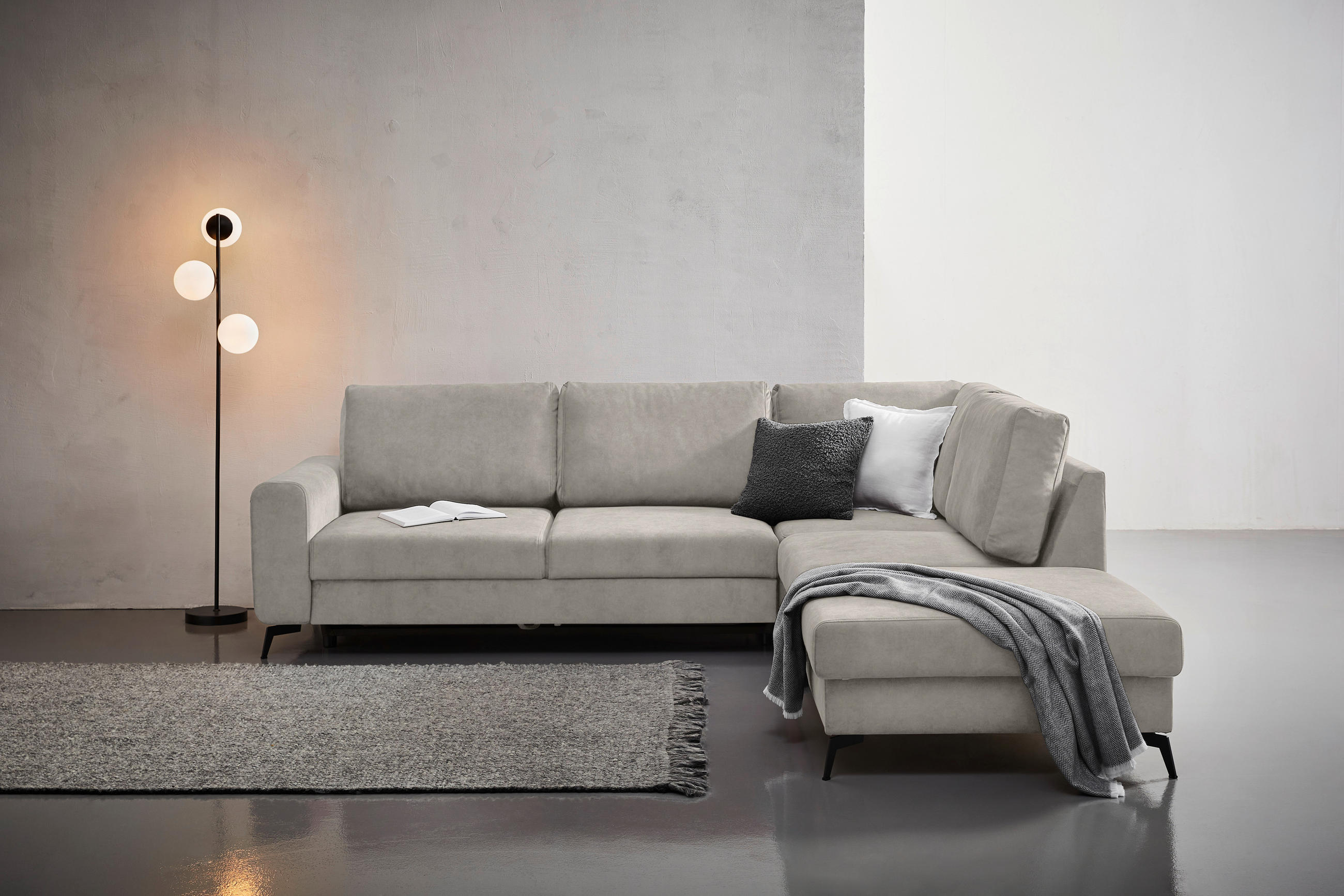 ECKSOFA Hellgrau Chenille  - Hellgrau/Schwarz, KONVENTIONELL, Textil/Metall (275/257cm) - Carryhome