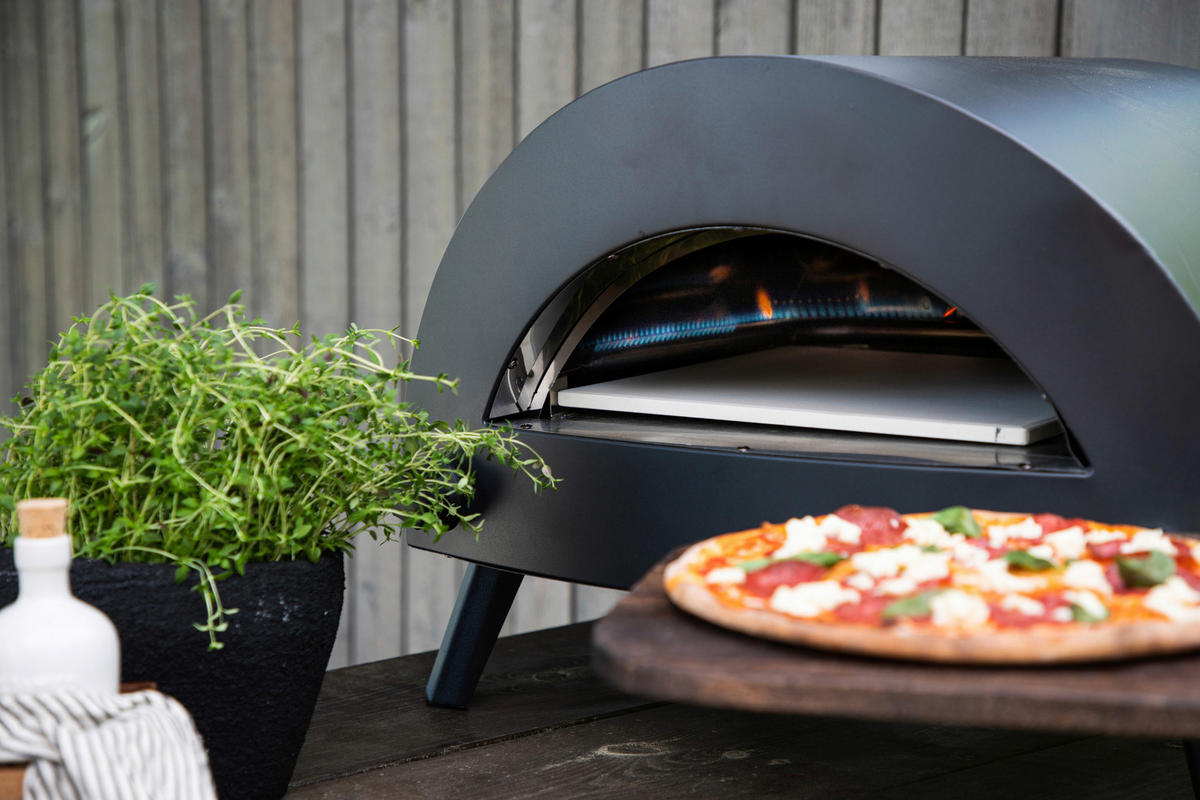 PIZZAUGN - svart, Klassisk, metall (54,5/40/52cm) - Gardenson