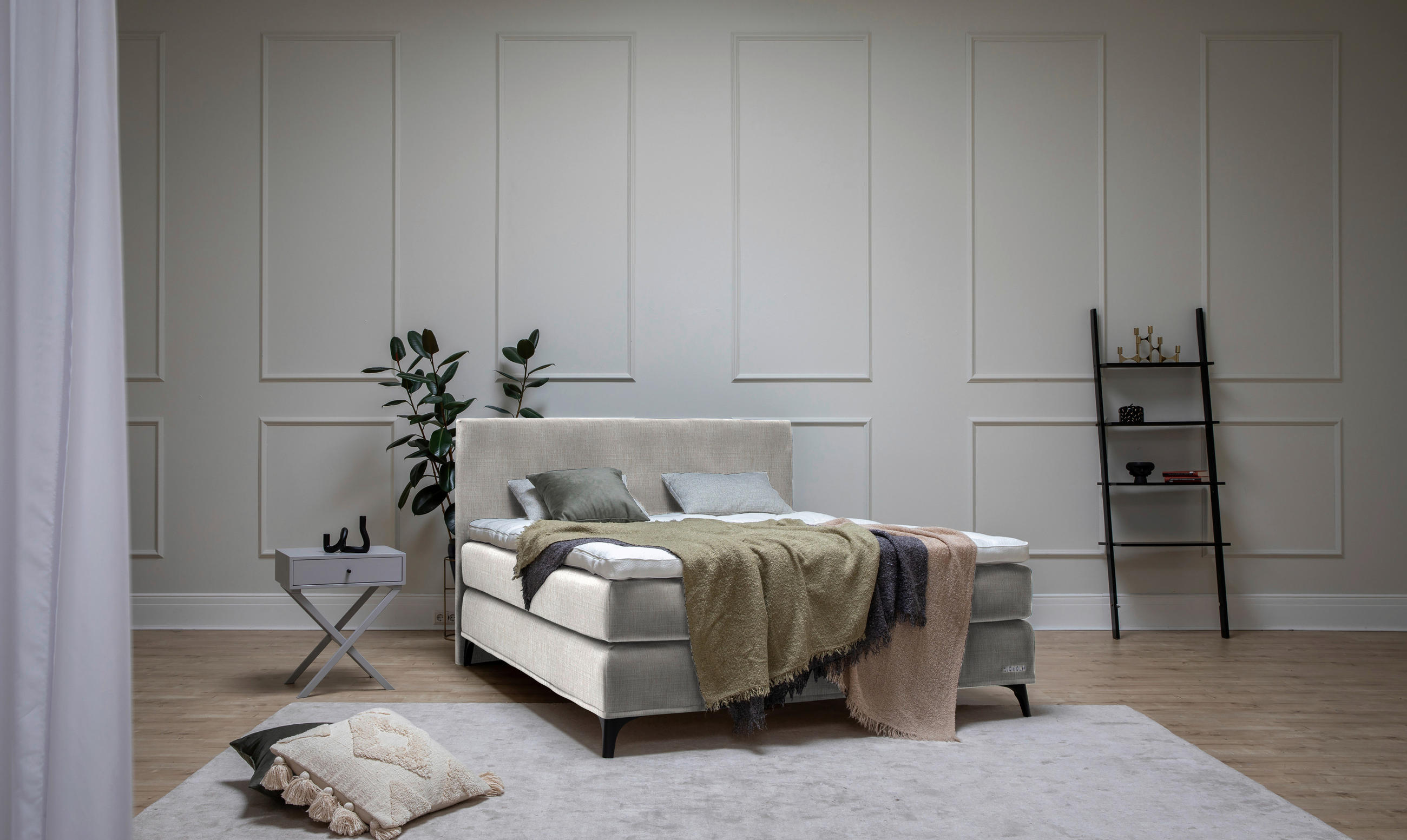 BOXSPRINGBETT 200/200 cm  in Greige  - Greige/Schwarz, Konventionell, Holz/Textil (200/200cm) - Sjöholm