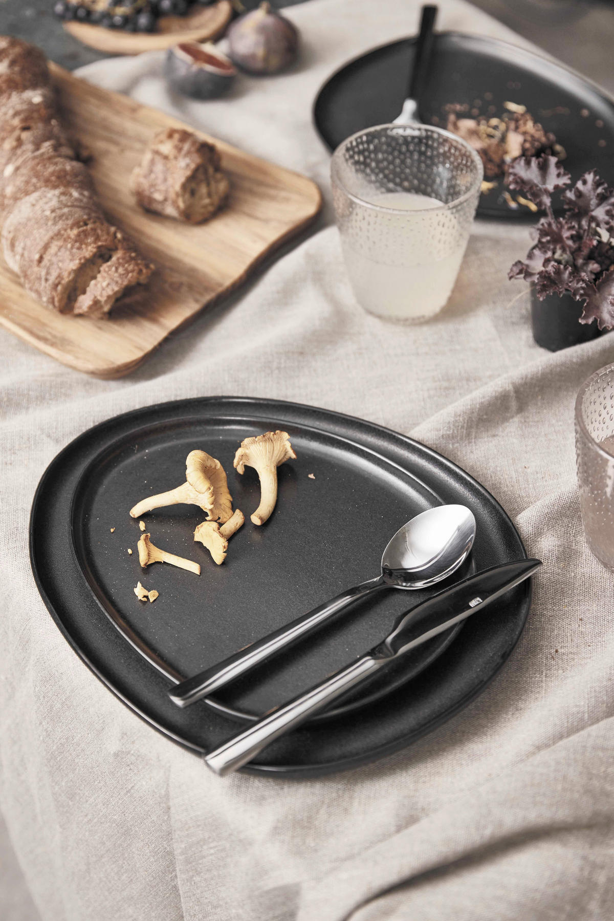 SPEISETELLER RAW 29 cm  - Schwarz, Basics, Keramik (29cm) - Aida