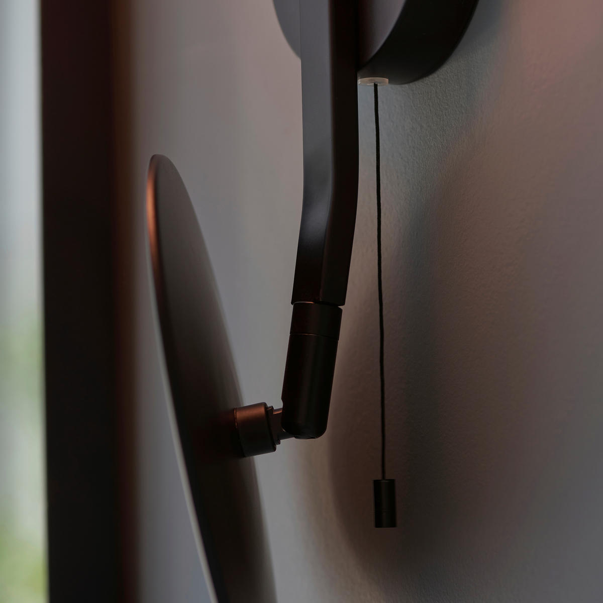 BADEZIMMER-WANDLEUCHTE 18/14,9/39 cm   - Opal/Schwarz, KONVENTIONELL, Glas (18/14,9/39cm) - ENDON