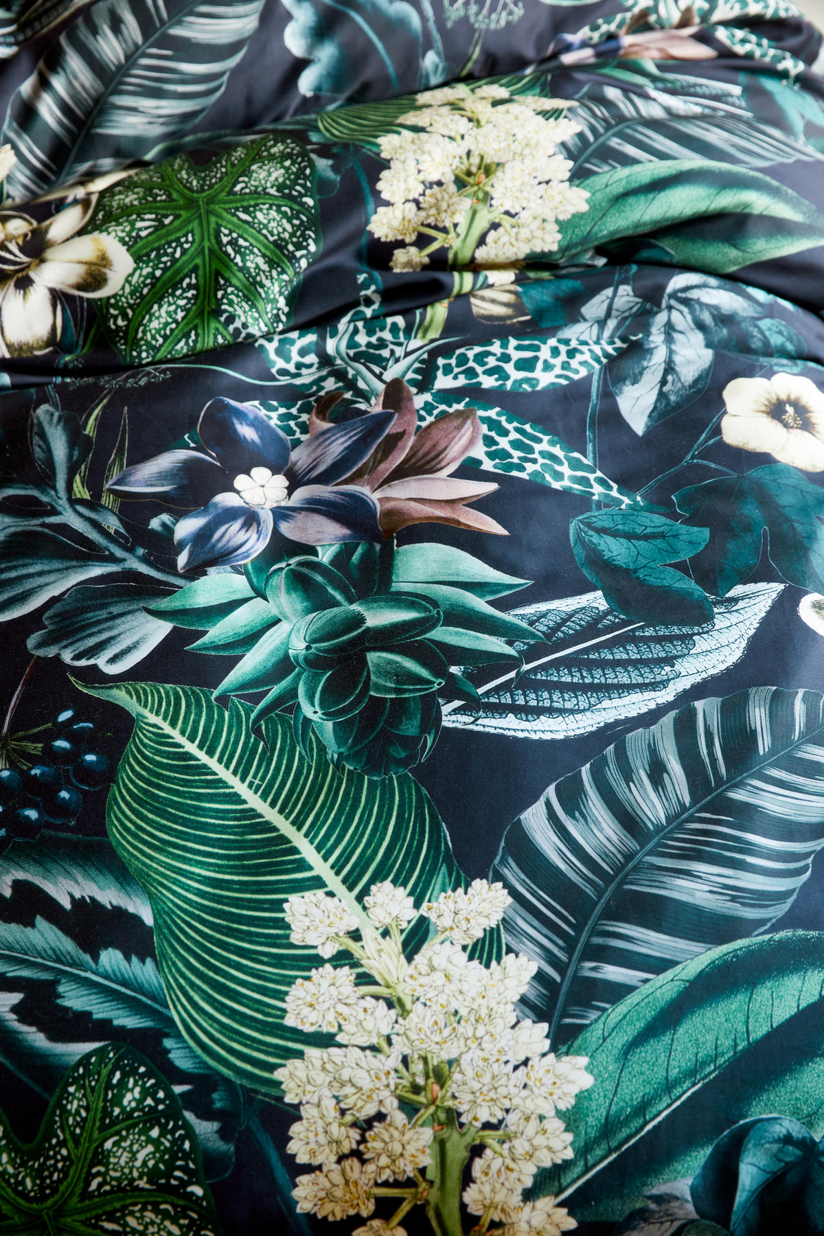 WENDEBETTWÄSCHE SS22 Satin  - Dunkelblau, KONVENTIONELL (155/220cm) - Essenza