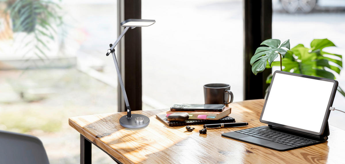 LED LAMPA NA PSACÍ STŮL  - Design (57,5/37/53cm) - Globo