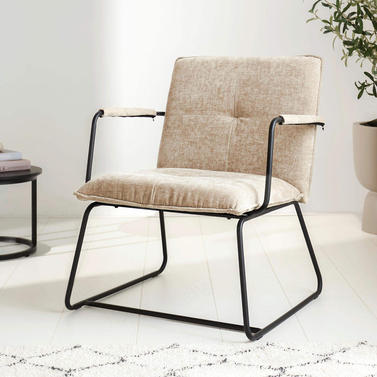 SESSEL in Chenille Beige  - Beige/Schwarz, MODERN, Textil/Metall (65/80/68cm) - MID.YOU
