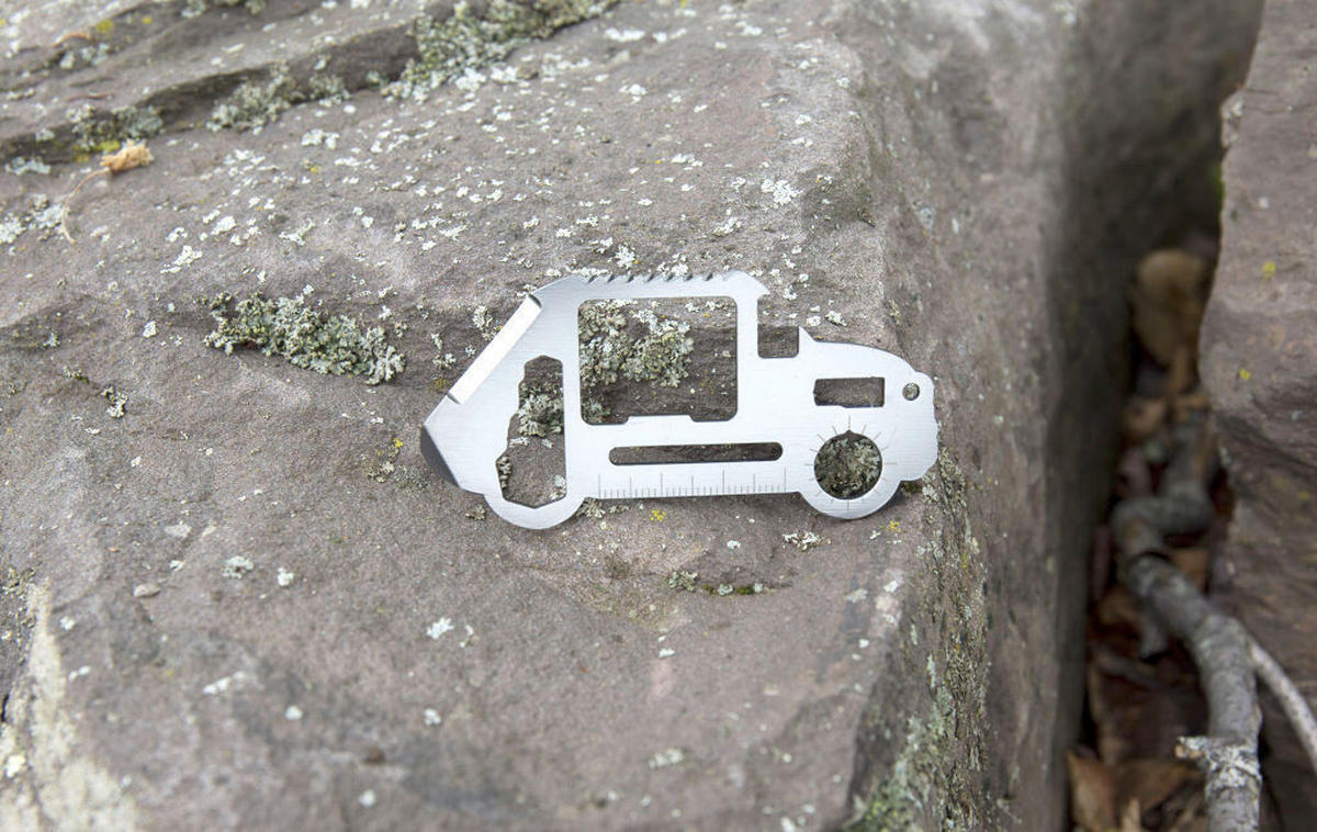 MULTIFUNKCIONALNI ALAT - siva, Basics, metal (0,42/13,5/11,2cm) - Kikkerland