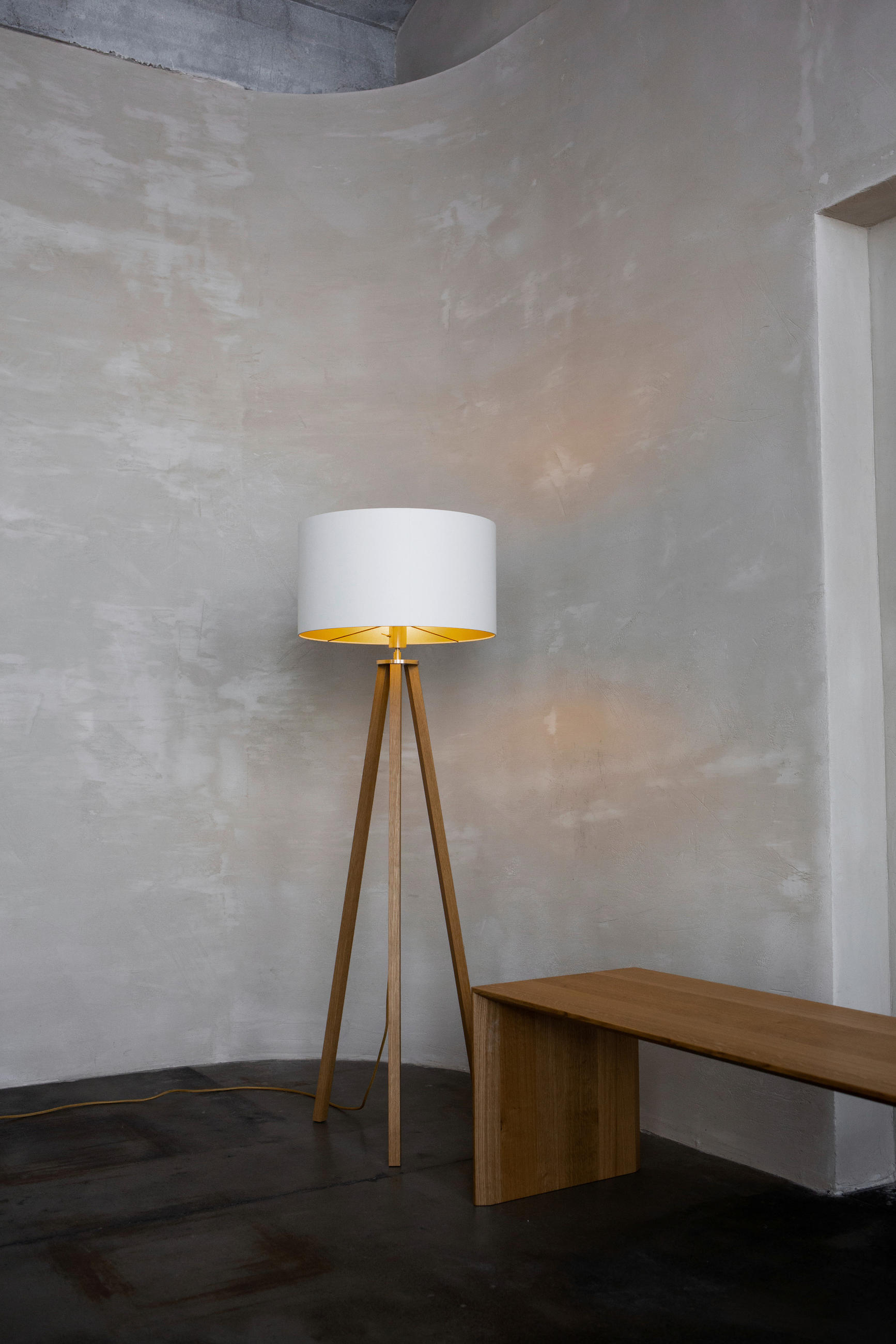 STEHLEUCHTE  50/150/50 cm   - Eichefarben/Goldfarben, MODERN, Naturmaterialien/Holz (50/150/50cm)