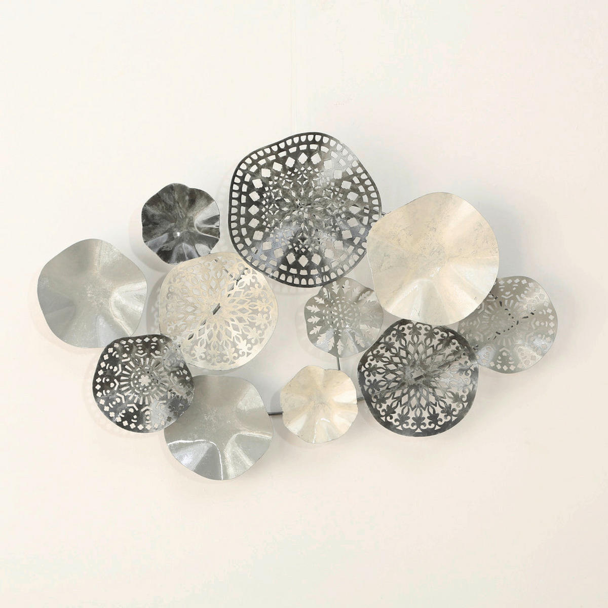 OBJEKTBILD Ornamente  - Beige/Silberfarben, Trend, Metall (90/60/10cm) - Boltze Home