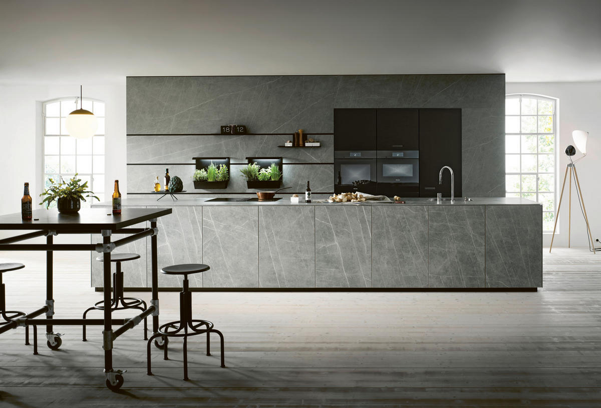 EINBAUKÜCHE   - Design, Keramik/Holzwerkstoff - Next 125