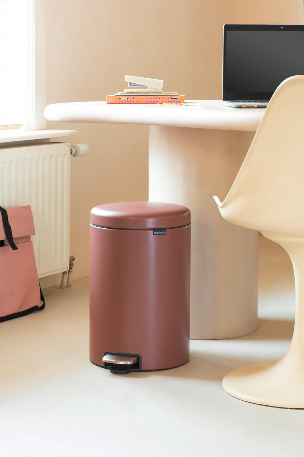 TRETEIMER 20 l  Metall  - Taupe/Anthrazit, Basics, Kunststoff/Metall (29/46,7/38cm) - Brabantia