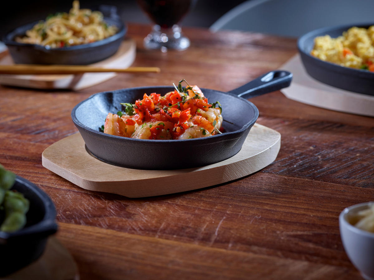 SERVIERPFANNE Emaille  - Schwarz, Basics, Metall (25,4/15,8/3,2cm) - Echtwerk