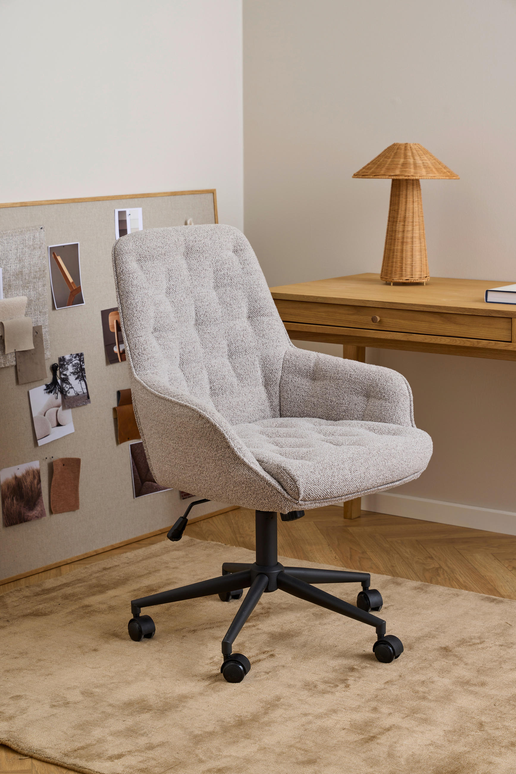 DREHSTUHL Bouclé Beige  - Beige/Schwarz, Design, Textil/Metall (60/106/67,5cm) - MID.YOU